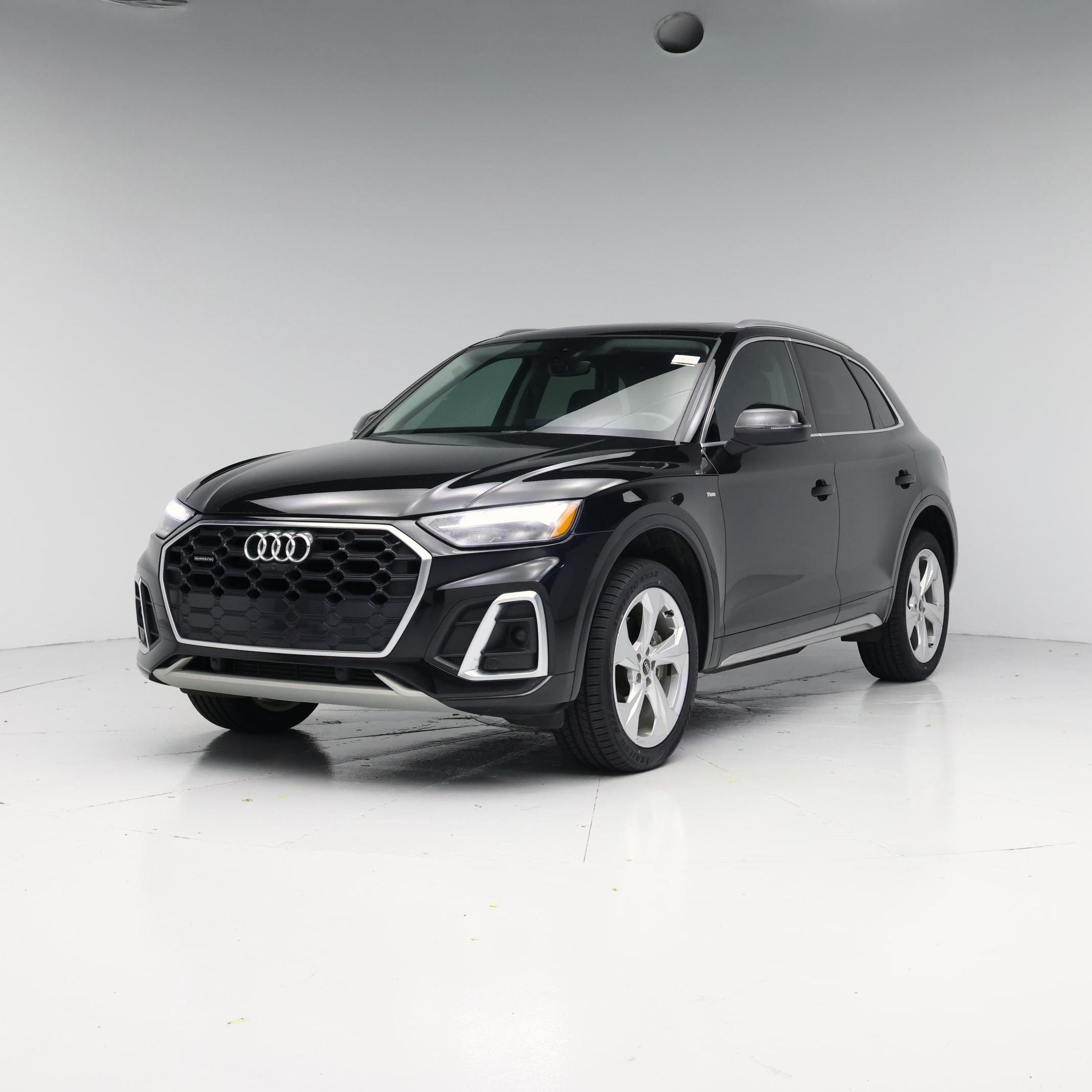 Thumbnail: 2023 Audi Q5 - 4