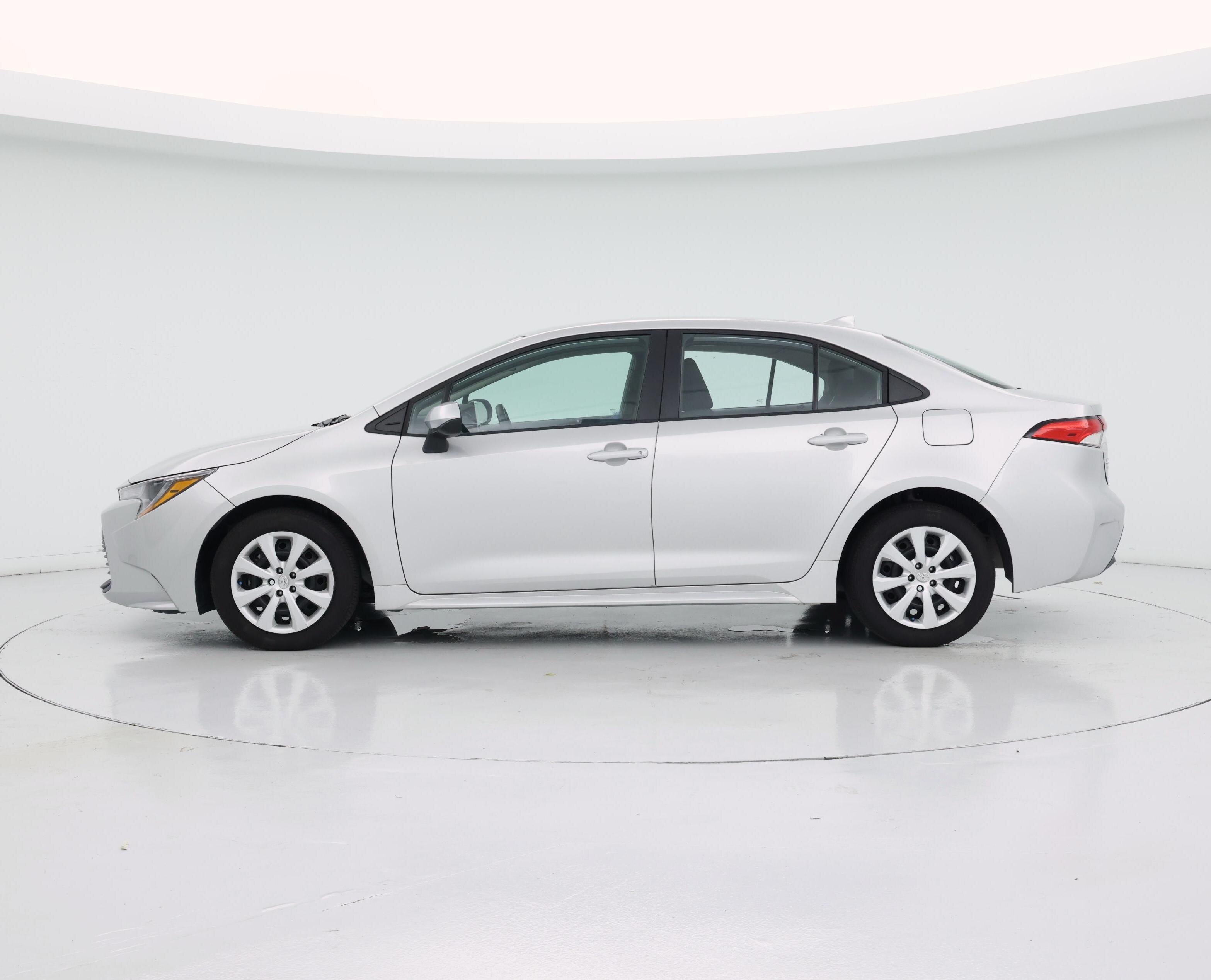 Thumbnail: 2024 Toyota Corolla - 3