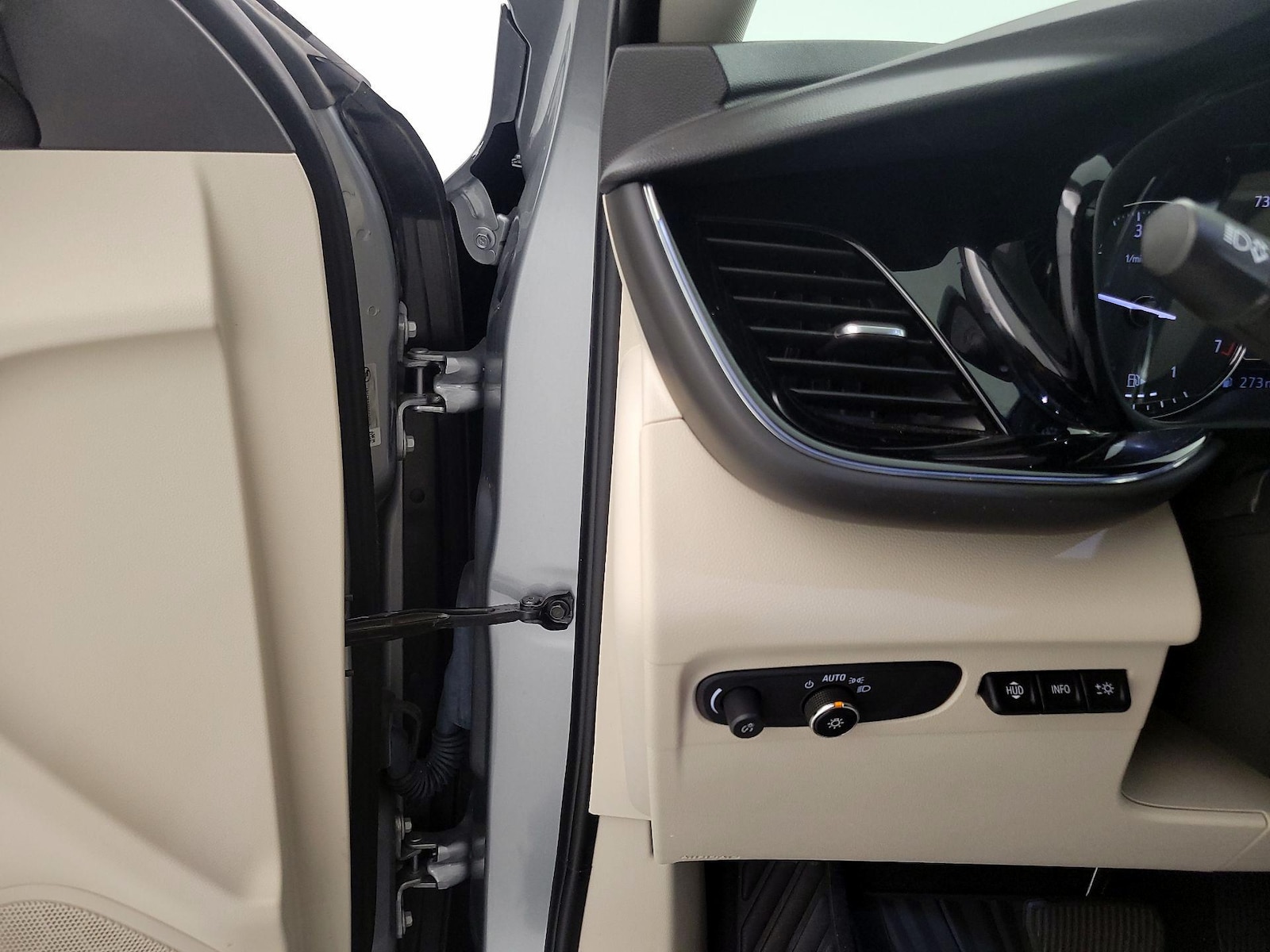 2023 Buick Envision Avenir - Photo 14