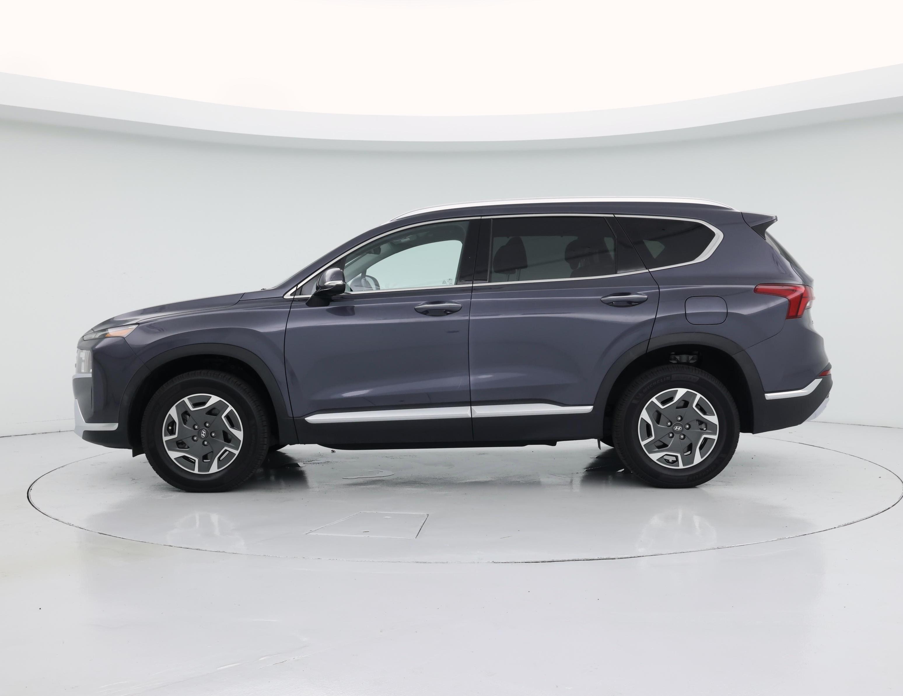 Thumbnail: 2022 Hyundai Santa Fe - 3