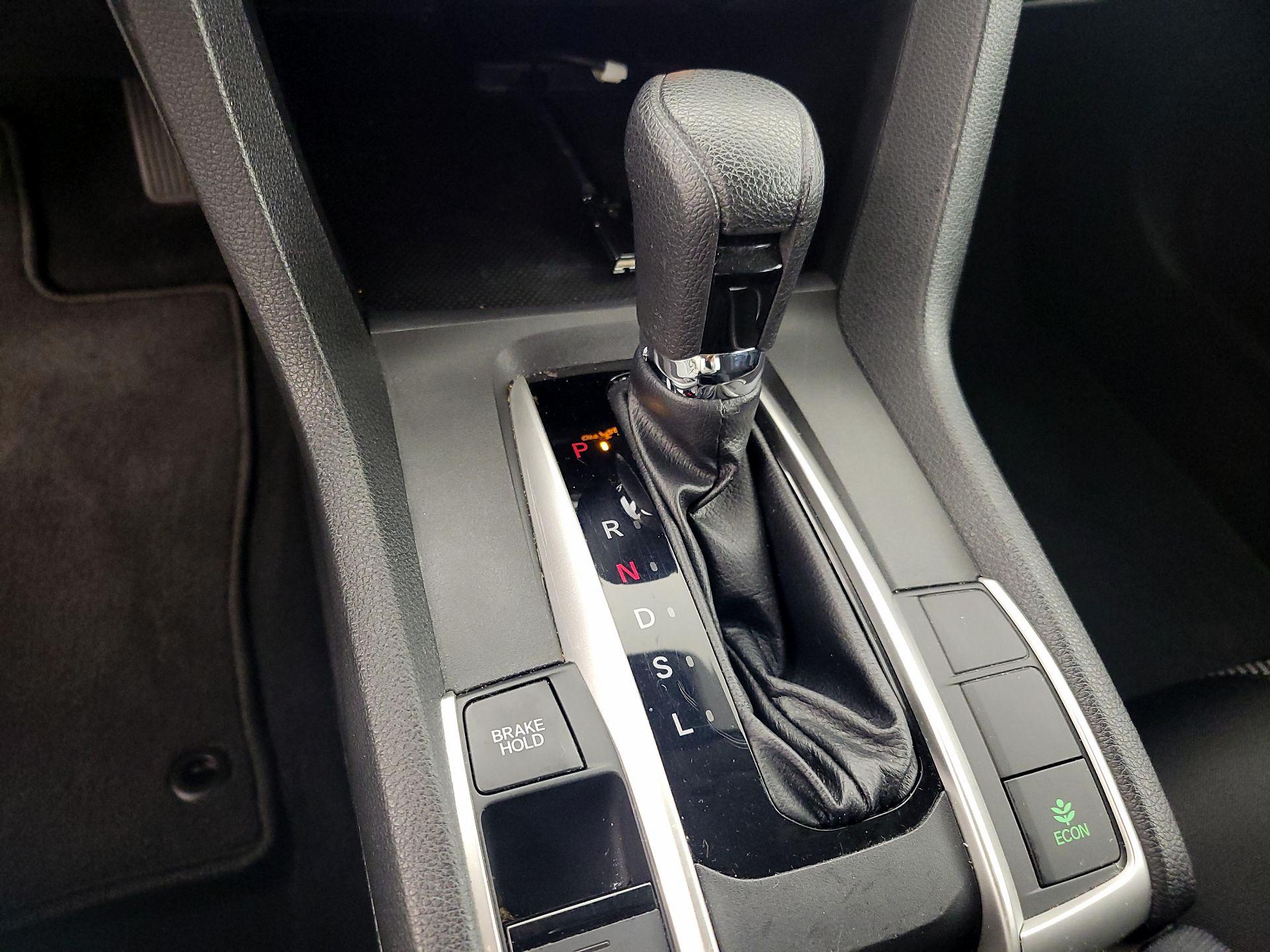 Thumbnail: 2019 Honda Civic - 17