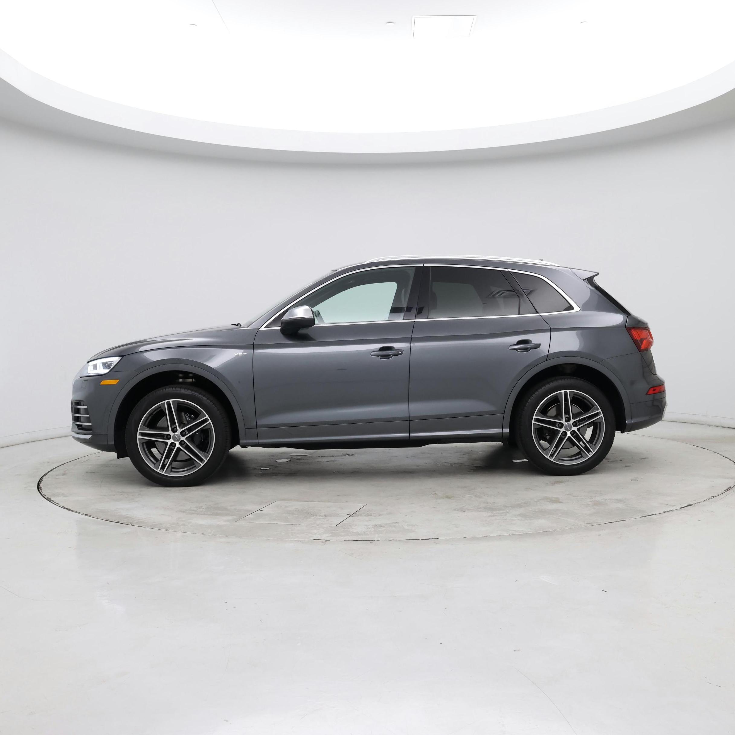 Thumbnail: 2018 Audi SQ5 - 2