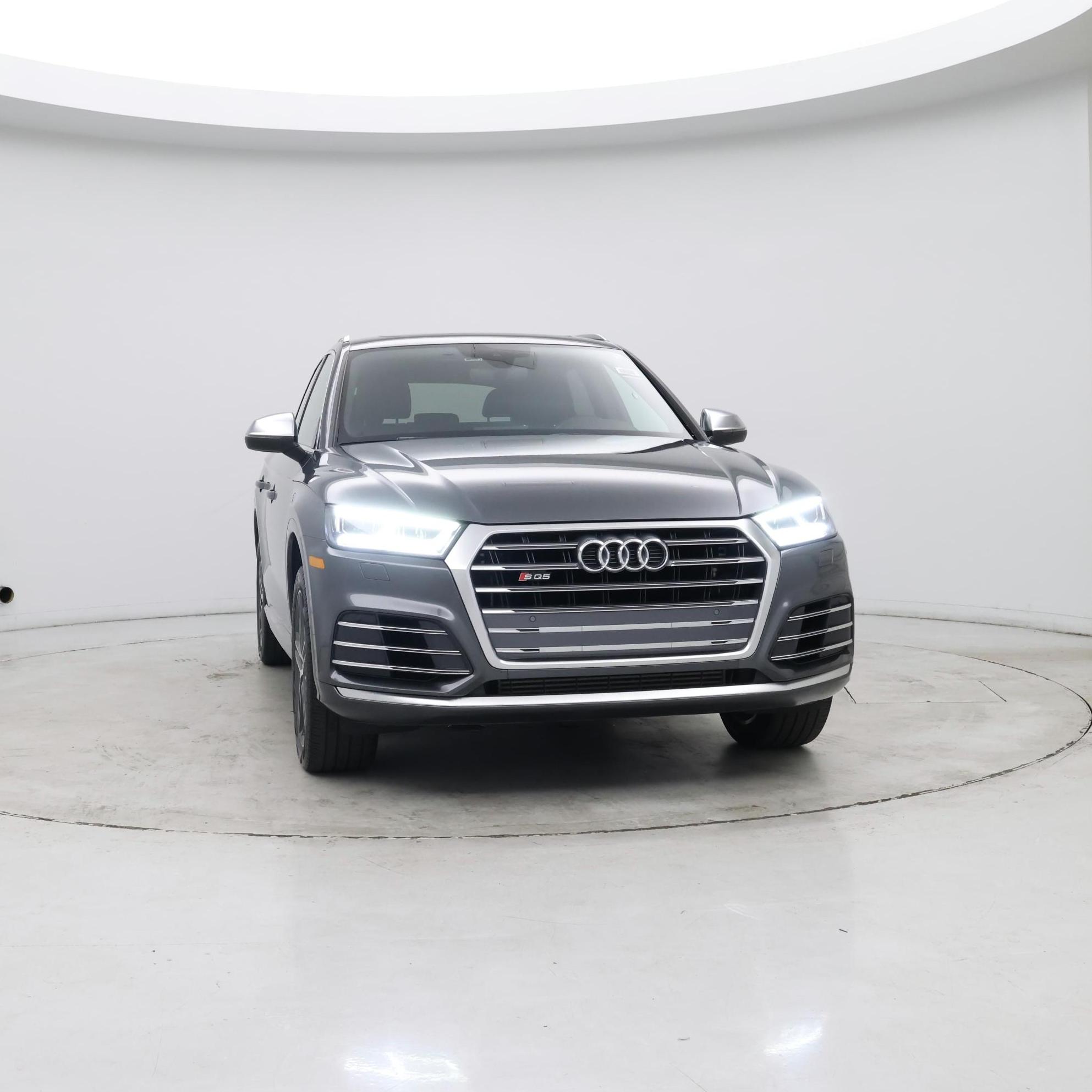 Thumbnail: 2018 Audi SQ5 - 5