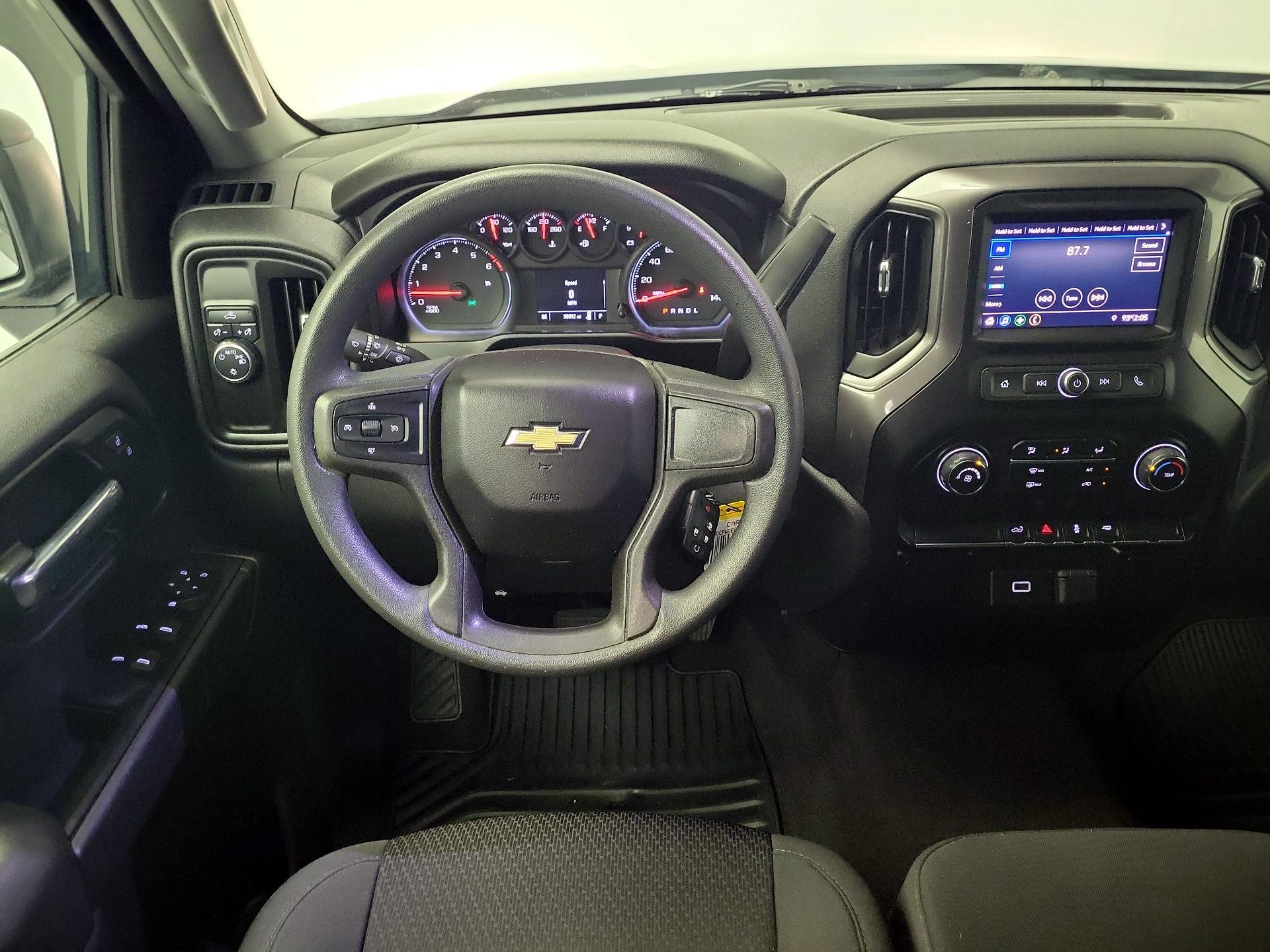 Thumbnail: 2020 Chevrolet Silverado 1500 - 10