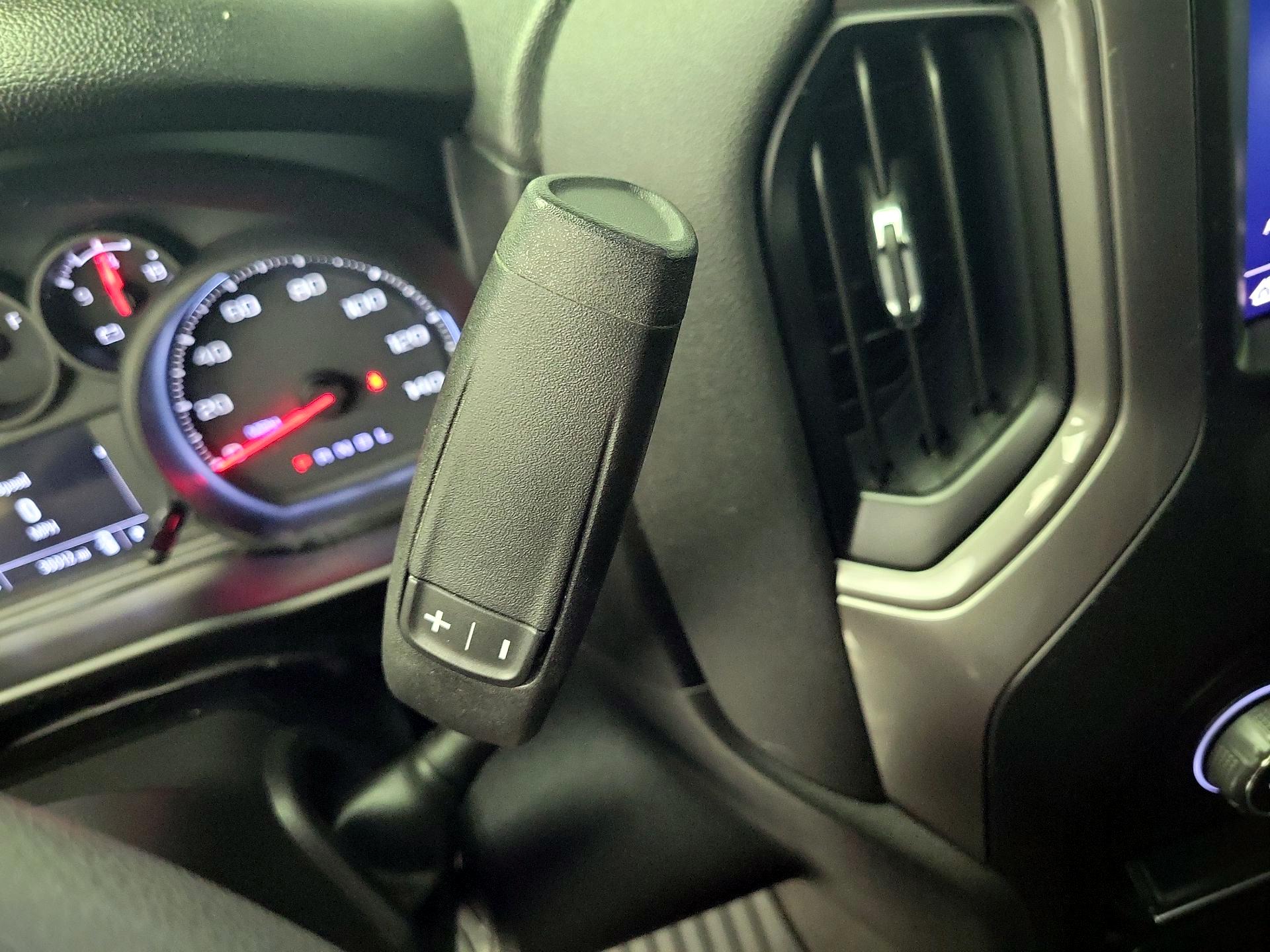 Thumbnail: 2020 Chevrolet Silverado 1500 - 17