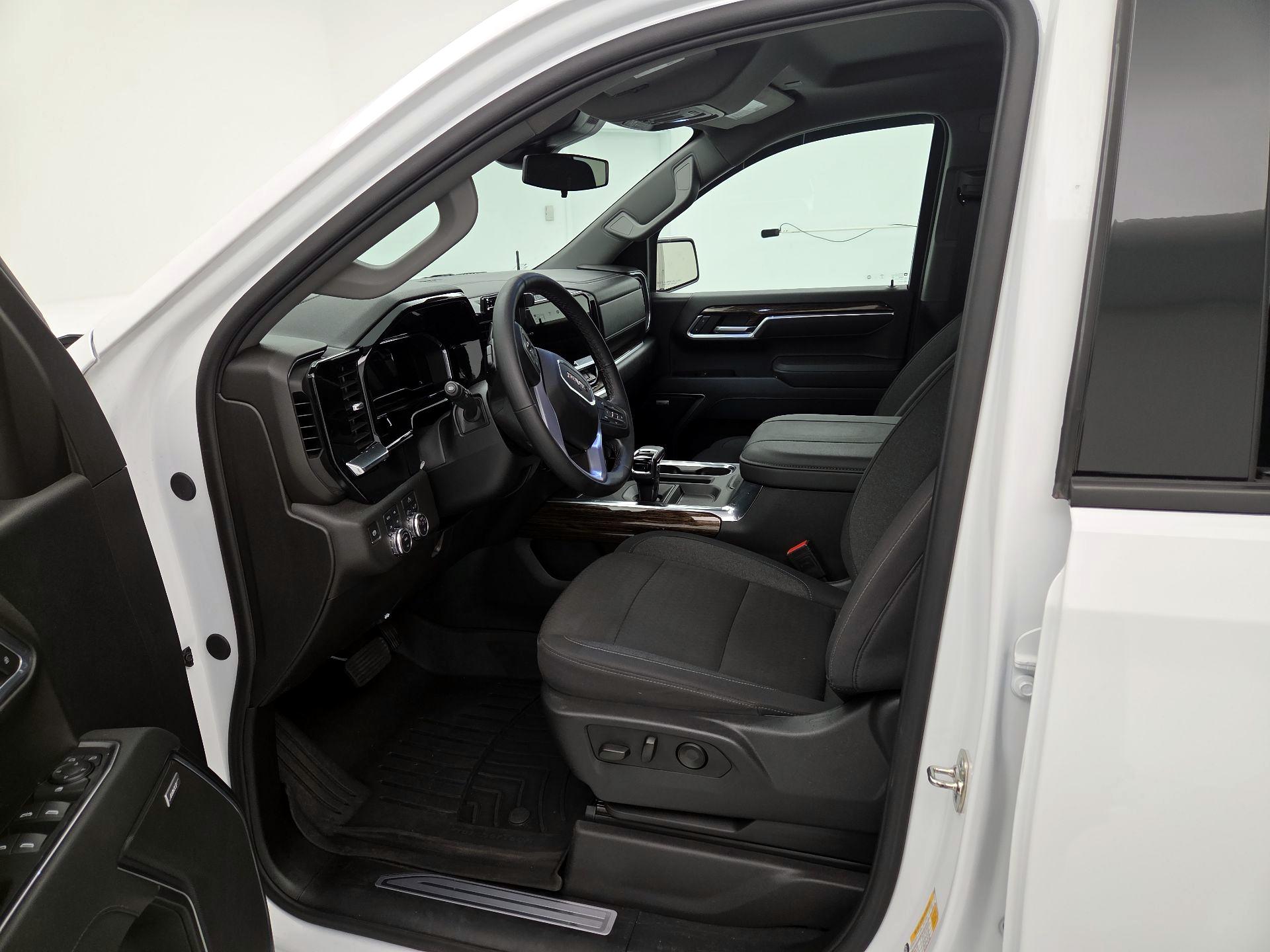 Thumbnail: 2025 GMC Sierra 1500 - 11