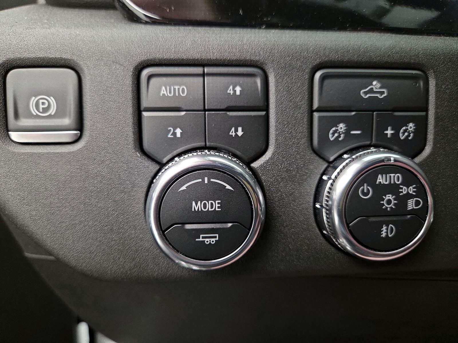 2025 GMC Sierra 1500 Elevation - Photo 14