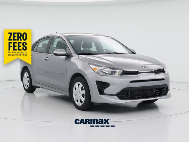 Silver 2023 Kia Rio Sedan Front-Wheel Drive Automatic