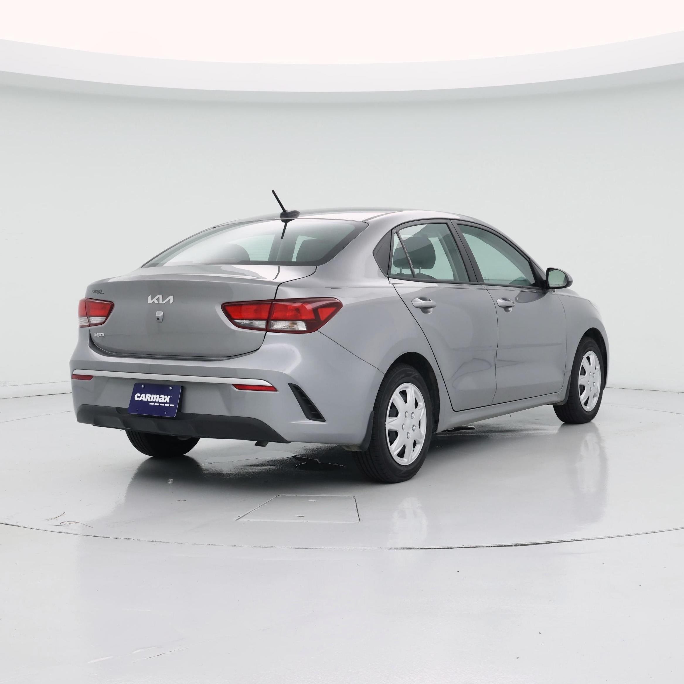 Thumbnail: 2023 Kia Rio - 8