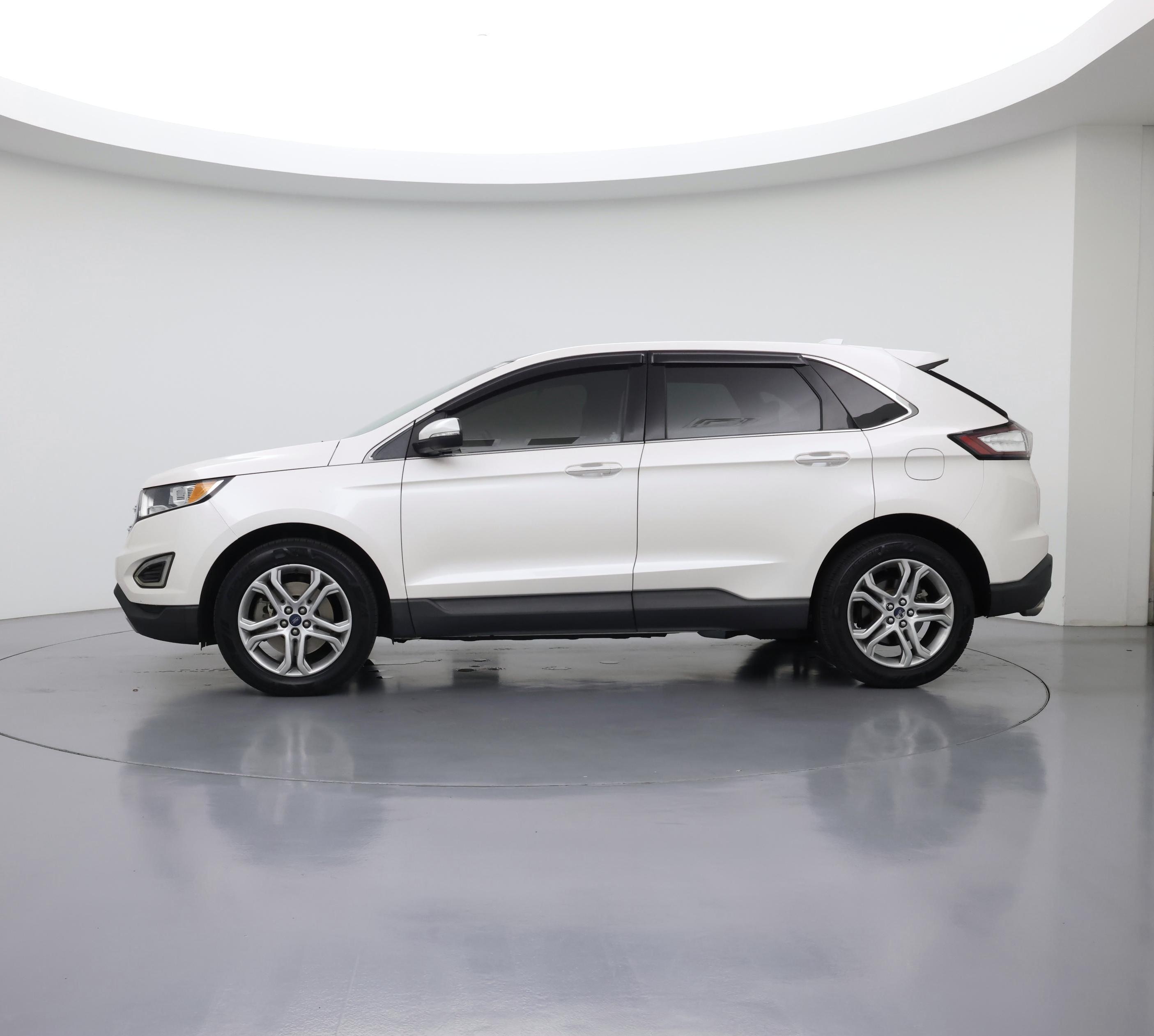Thumbnail: 2017 Ford Edge - 3