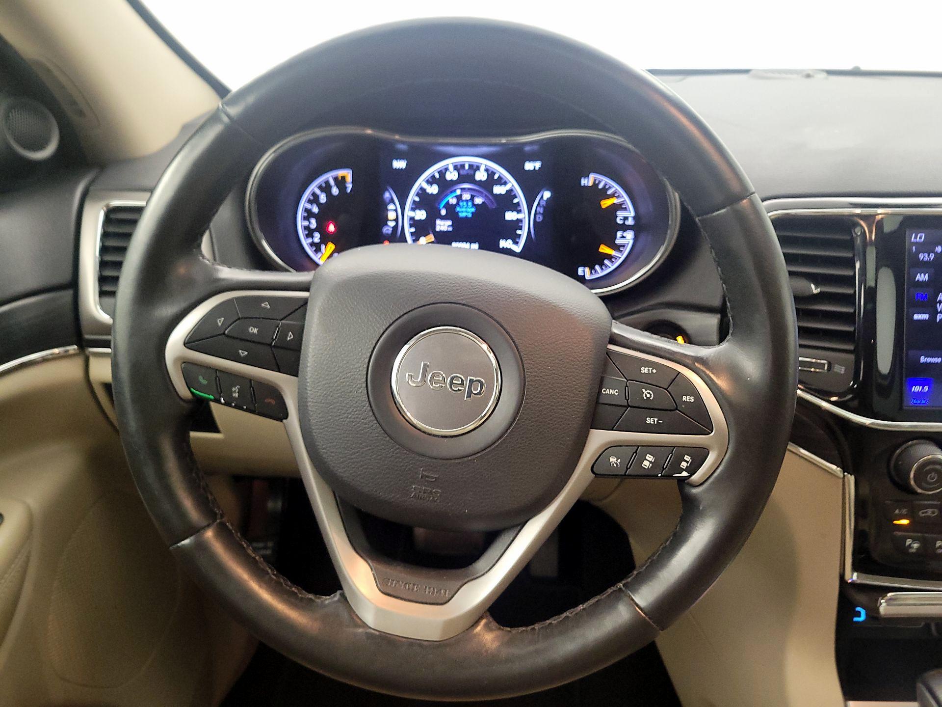 Thumbnail: 2019 Jeep Grand Cherokee - 10