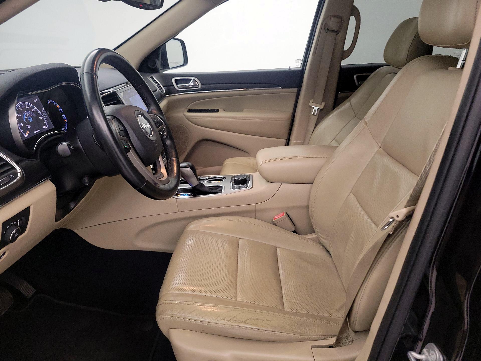 Thumbnail: 2019 Jeep Grand Cherokee - 11