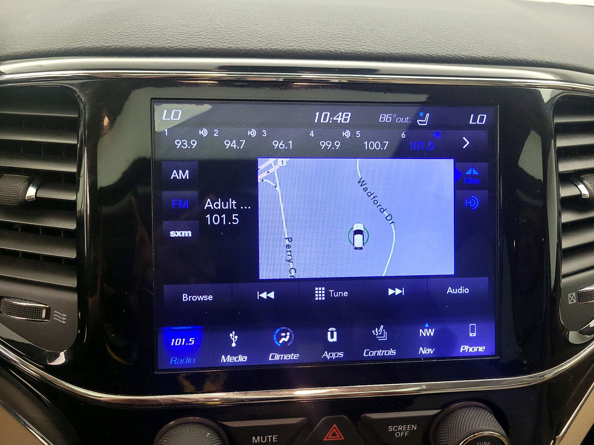 Thumbnail: 2019 Jeep Grand Cherokee - 16