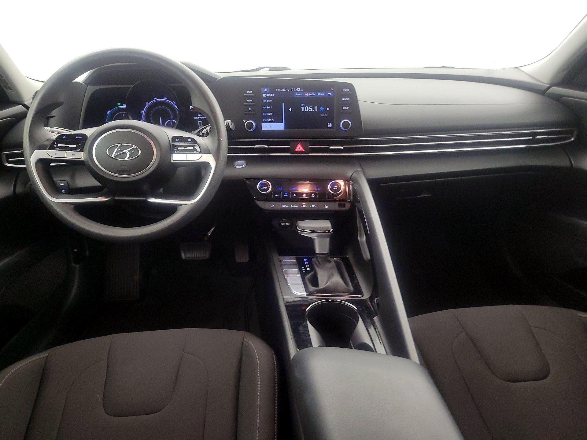 Thumbnail: 2023 Hyundai Elantra - 9
