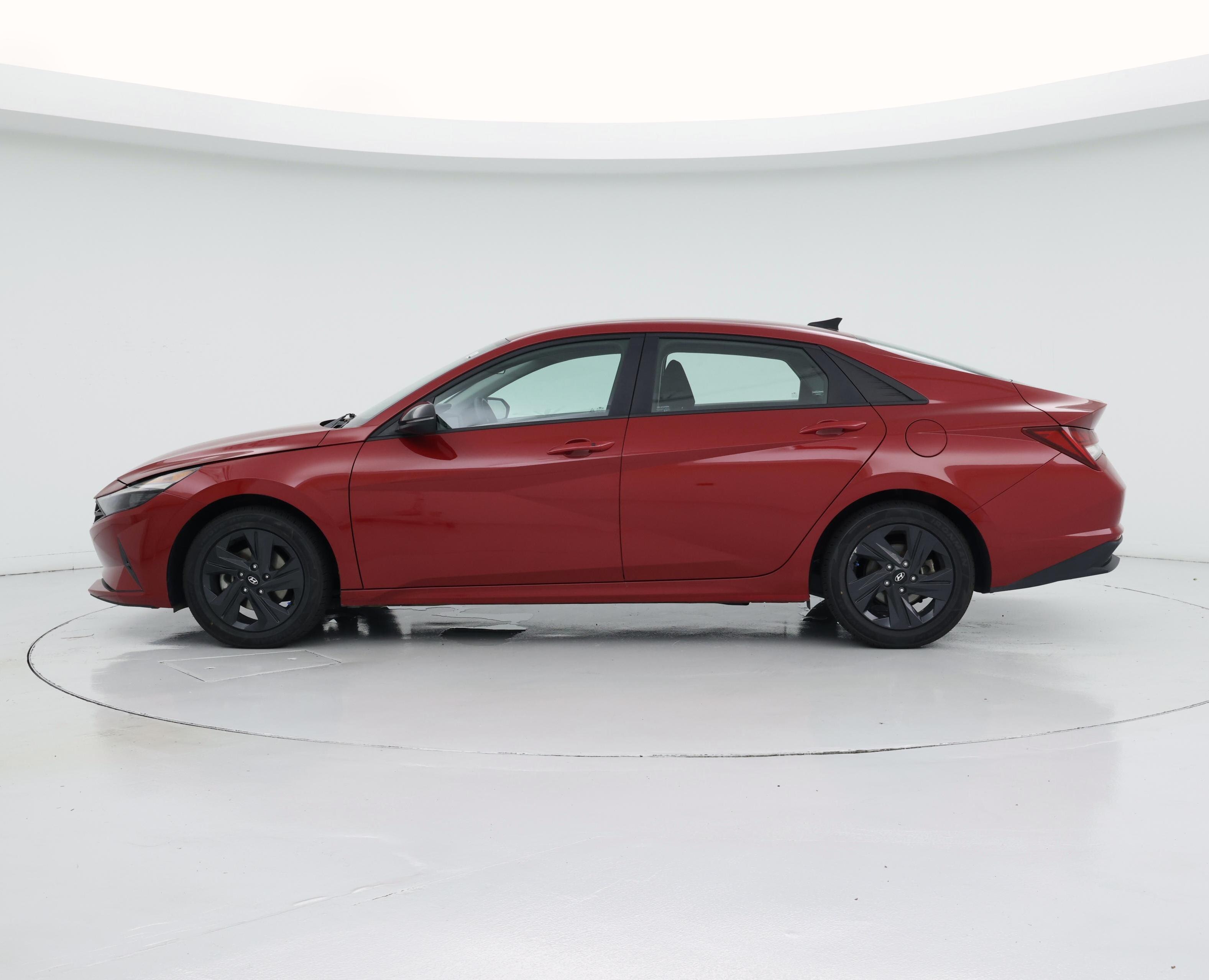 Thumbnail: 2023 Hyundai Elantra - 3