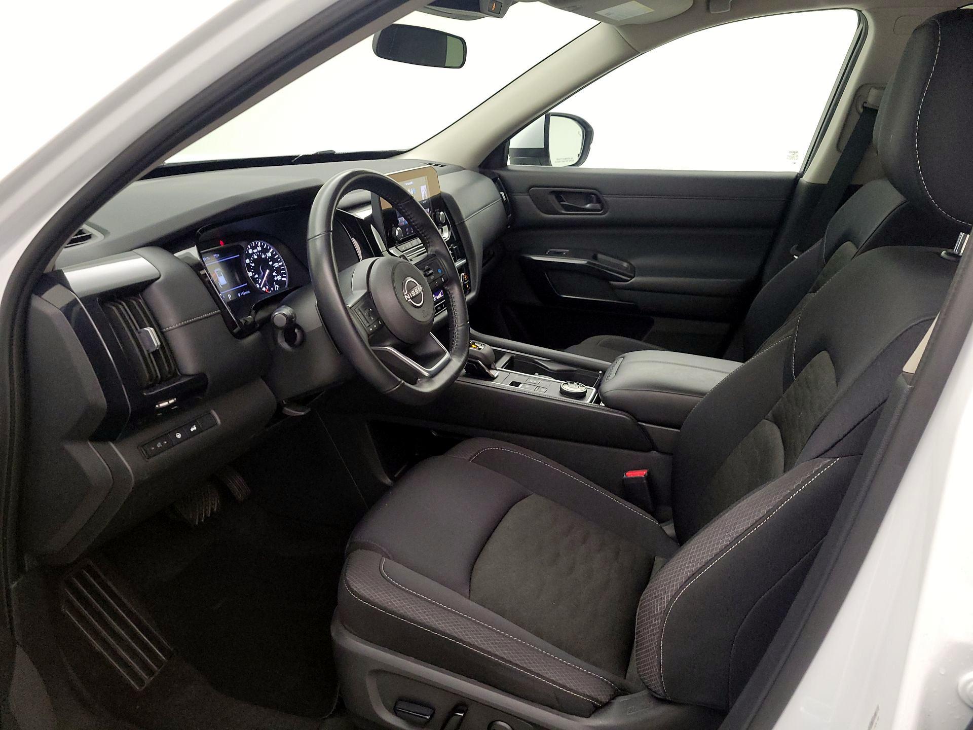 Thumbnail: 2025 Nissan Pathfinder - 11