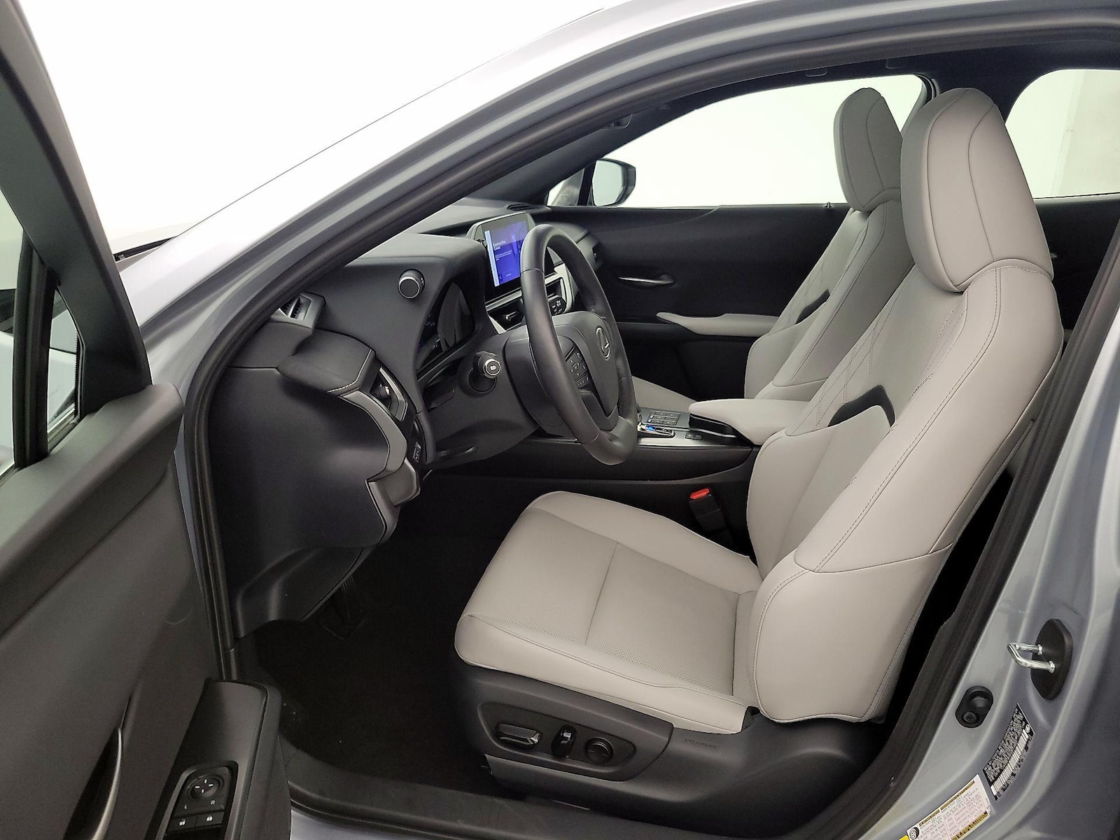 2025 Lexus UX Hybrid 300h Premium - Photo 12