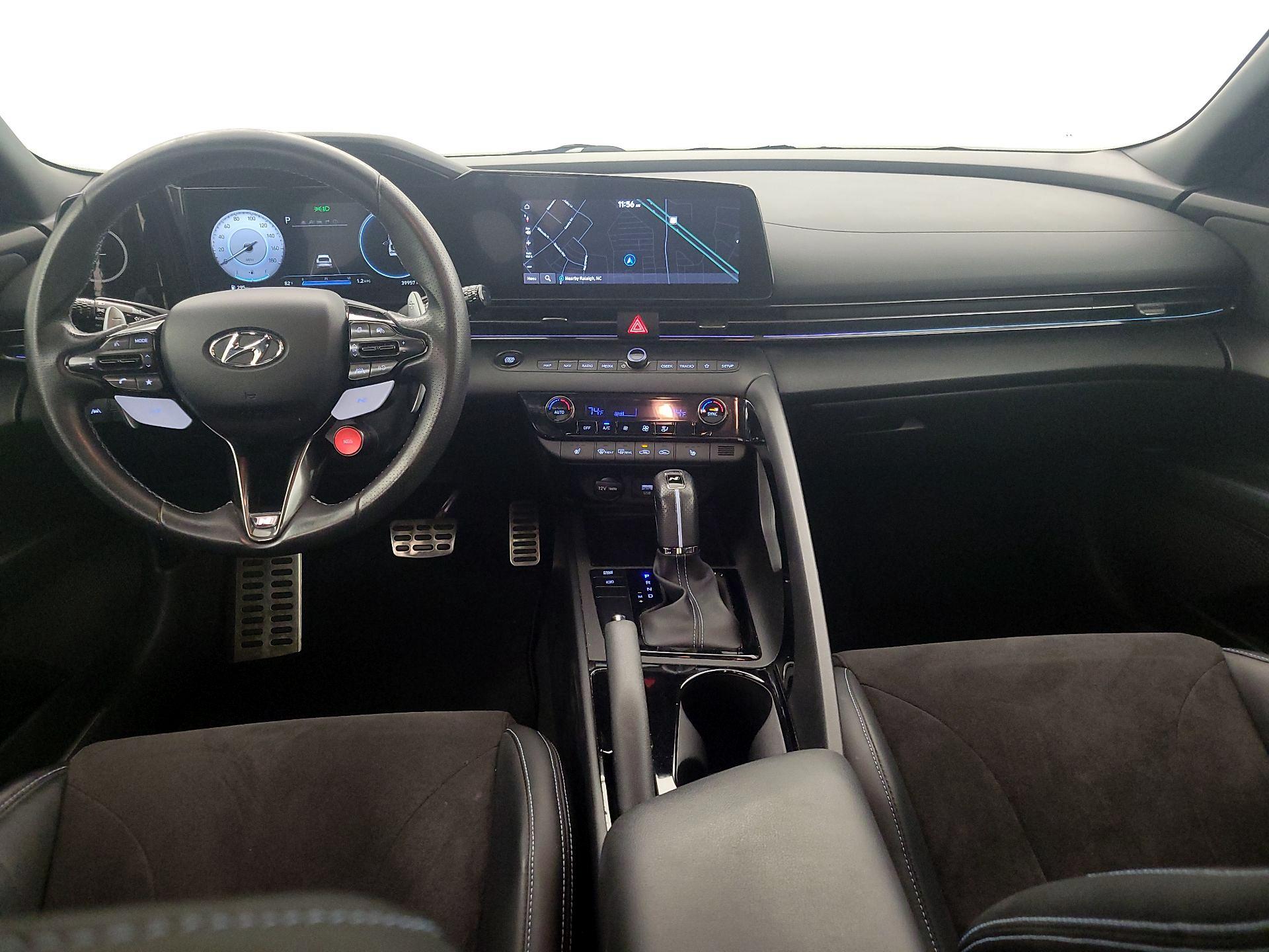 Thumbnail: 2023 Hyundai Elantra - 9
