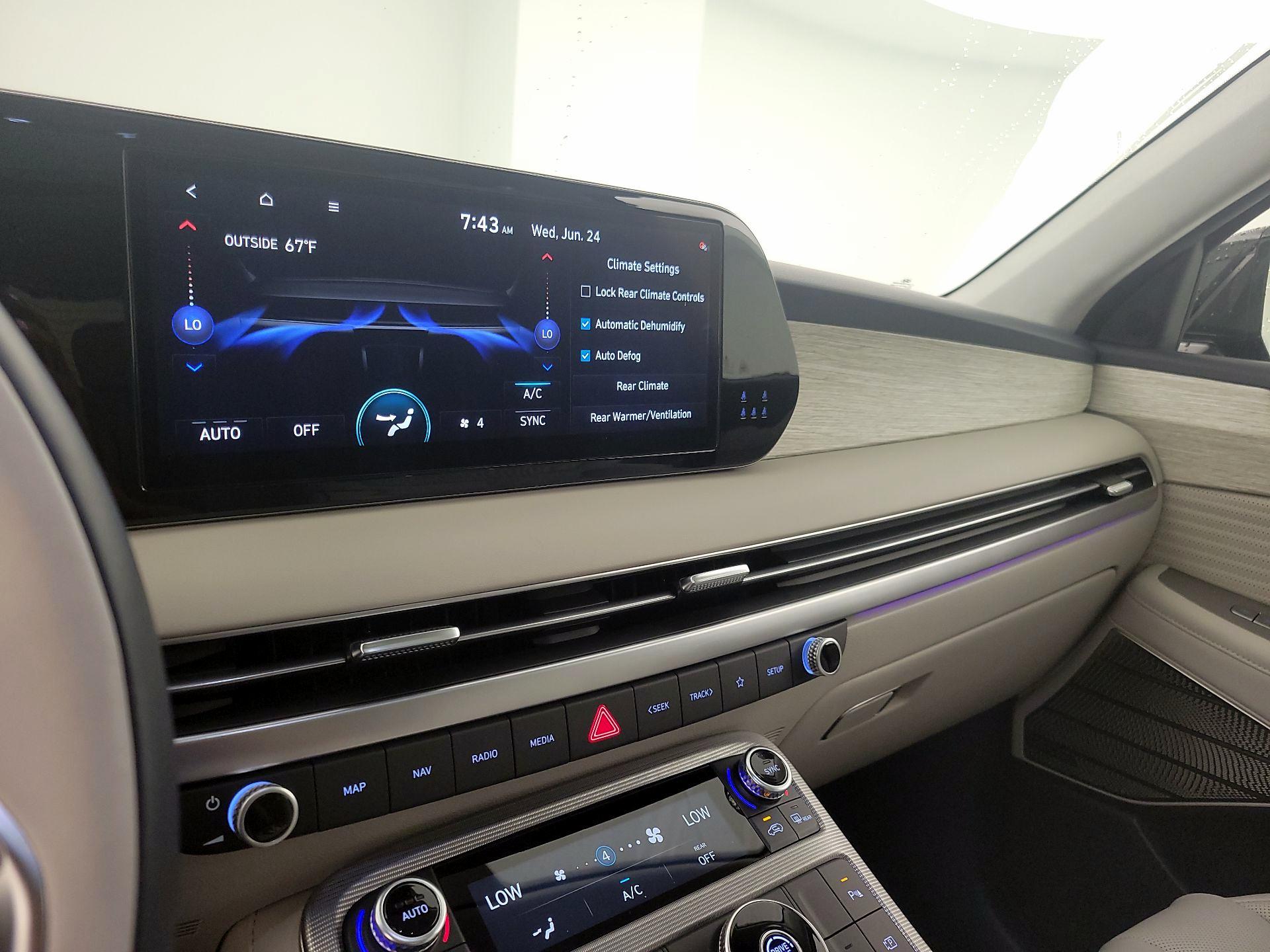 Thumbnail: 2025 Hyundai Palisade - 17