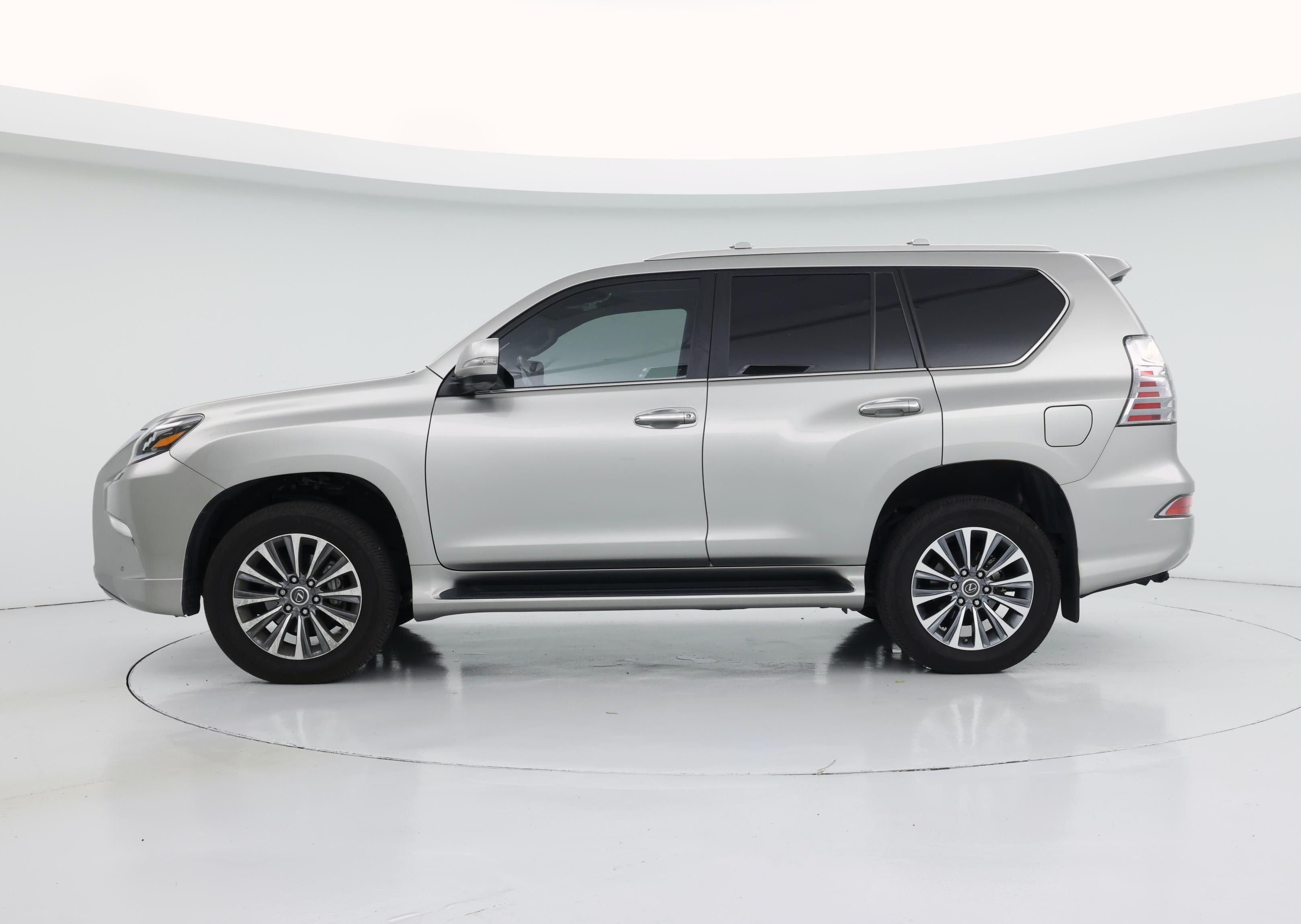 Thumbnail: 2023 Lexus GX - 3