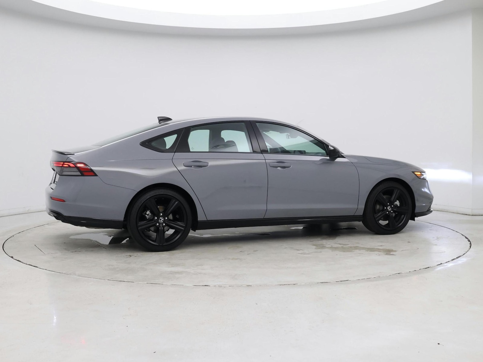 2026 Honda Accord Hybrid Sport-L - Photo 9