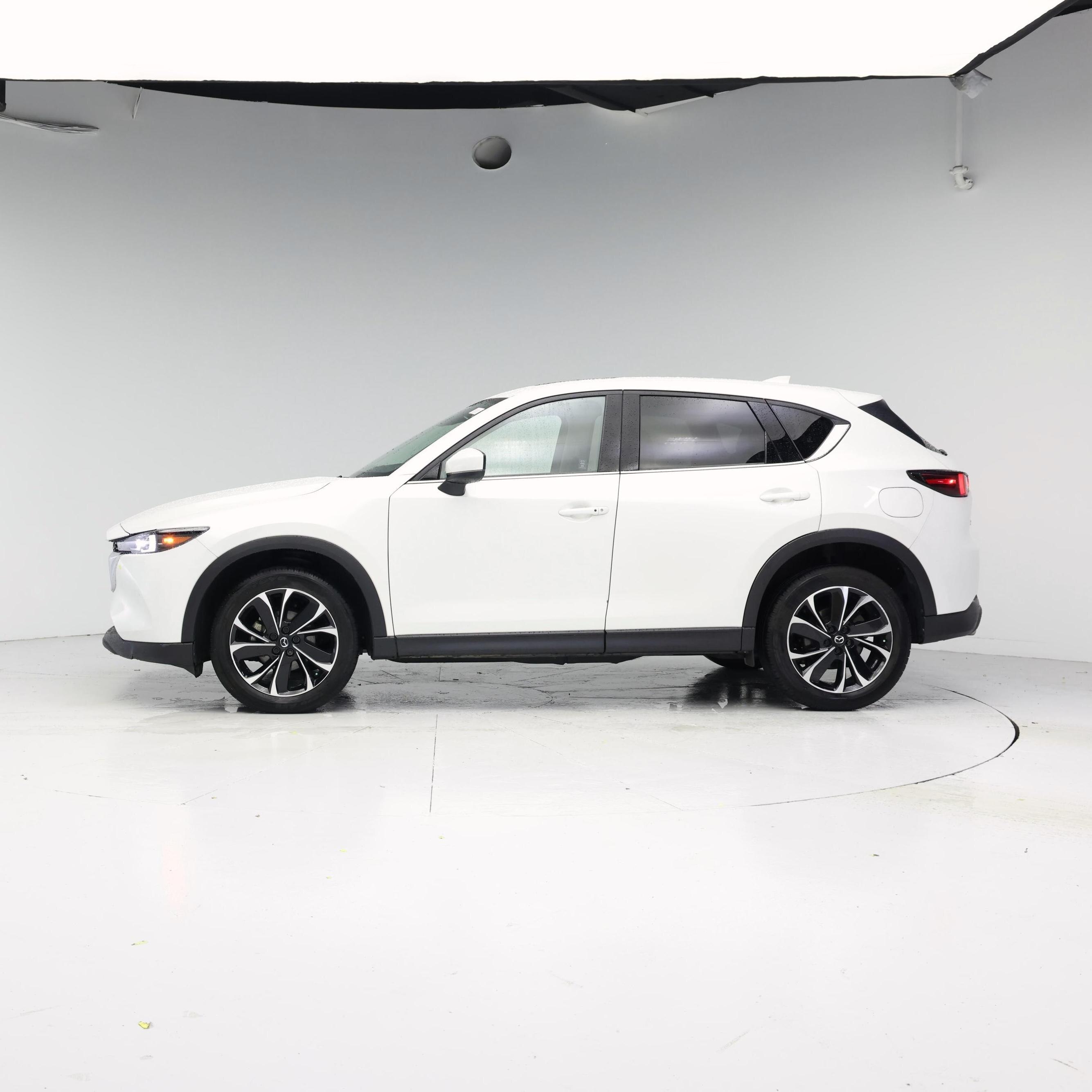 Thumbnail: 2023 Mazda CX-5 - 3