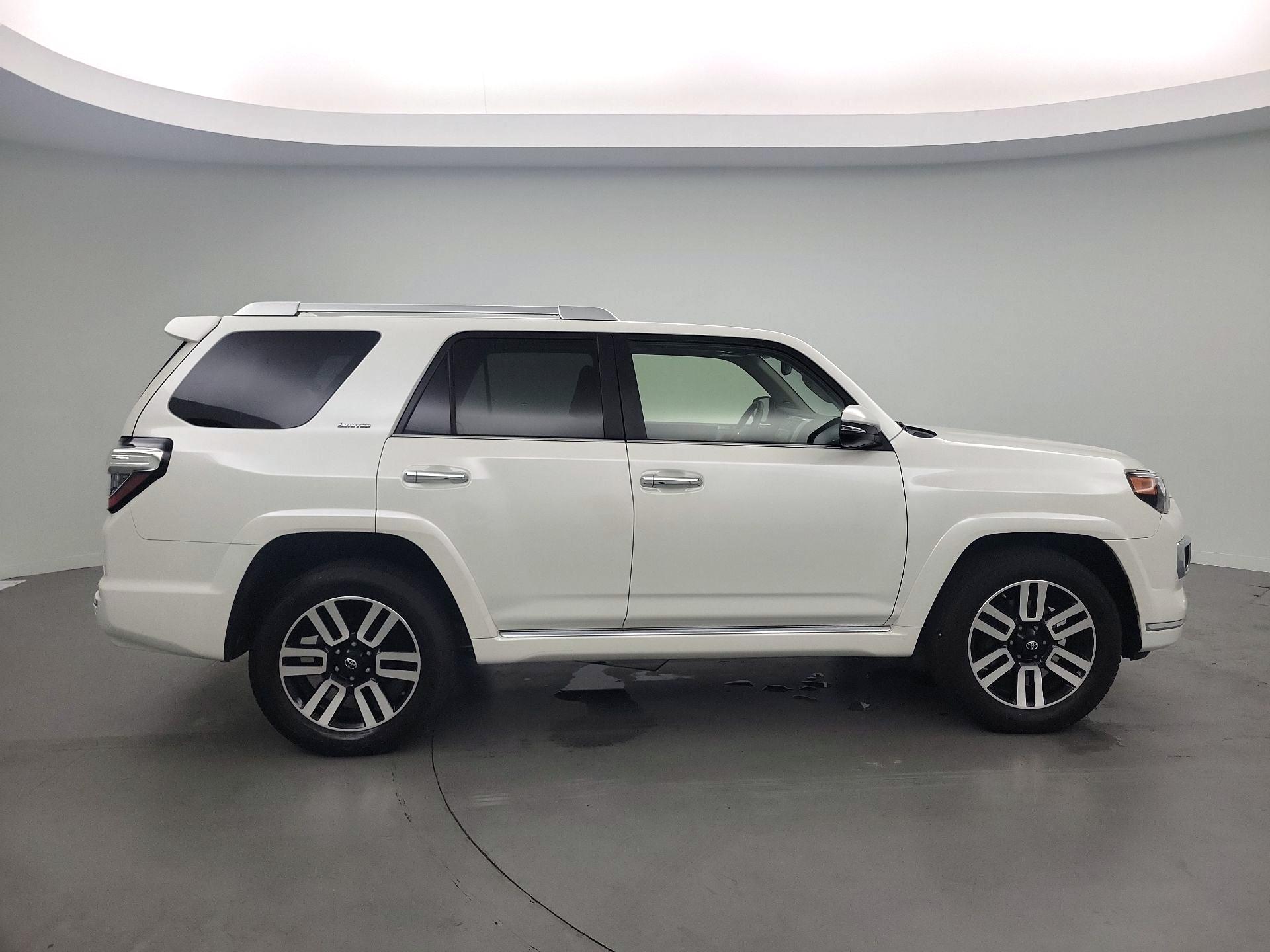 Thumbnail: 2021 Toyota 4Runner - 4