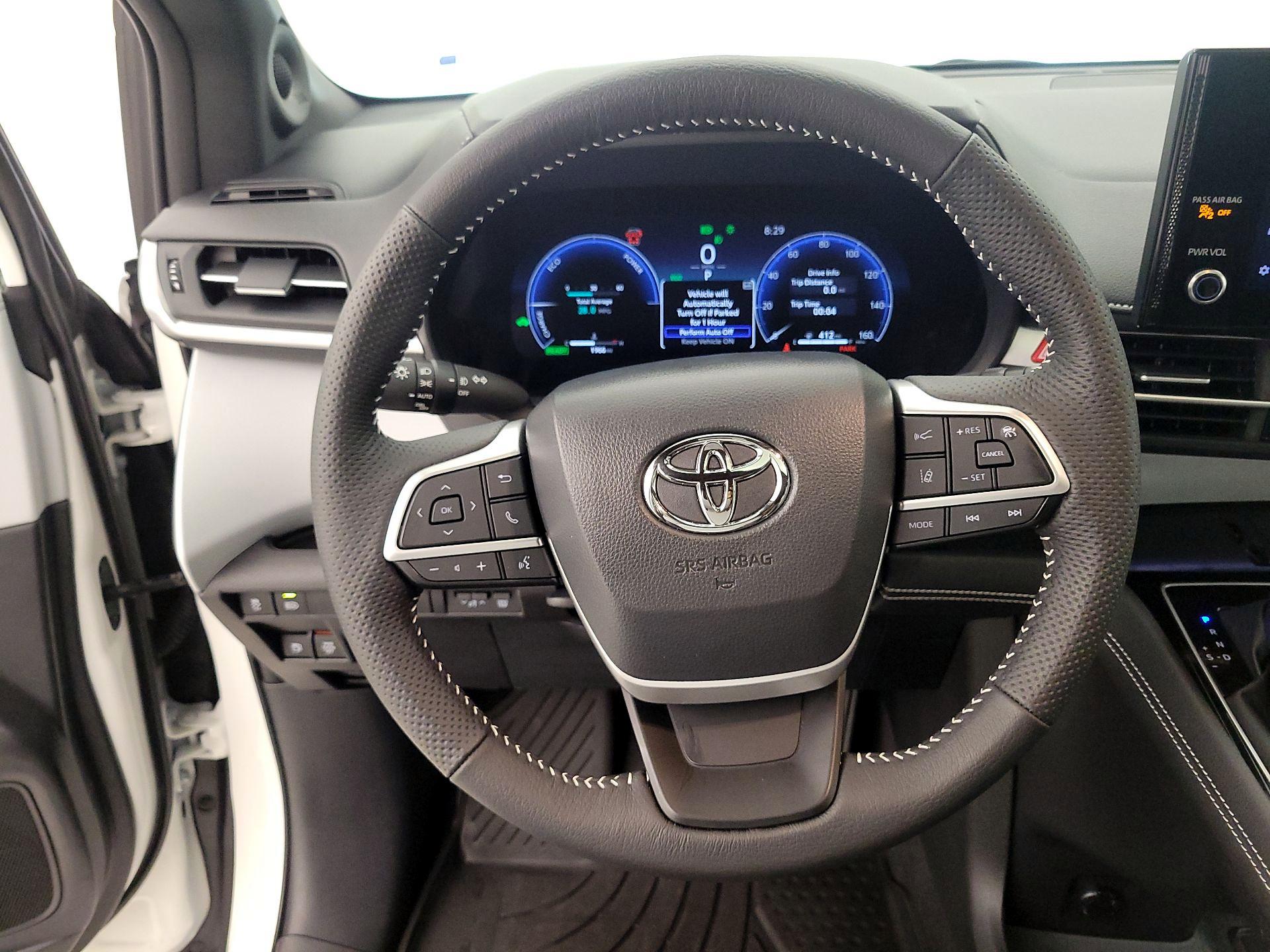 Thumbnail: 2026 Toyota Sienna - 10