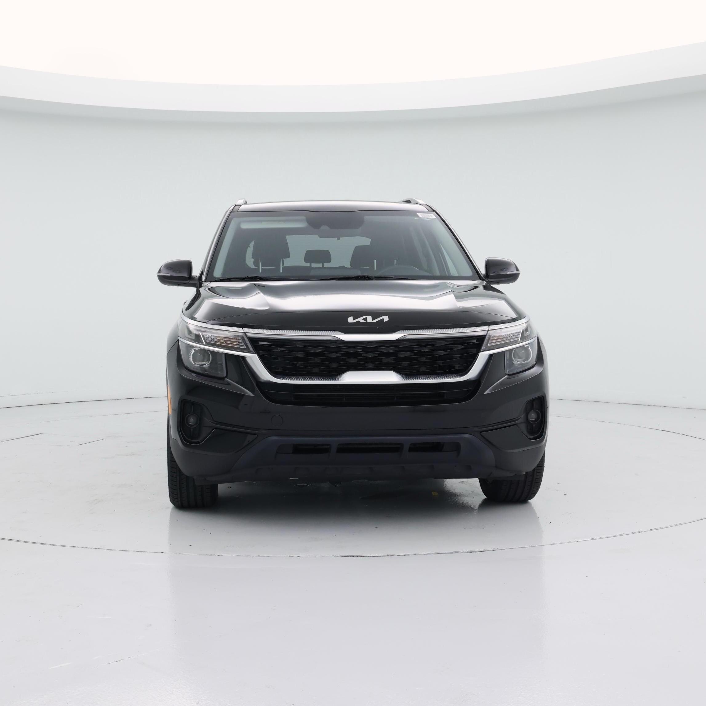 Thumbnail: 2023 Kia Seltos - 5