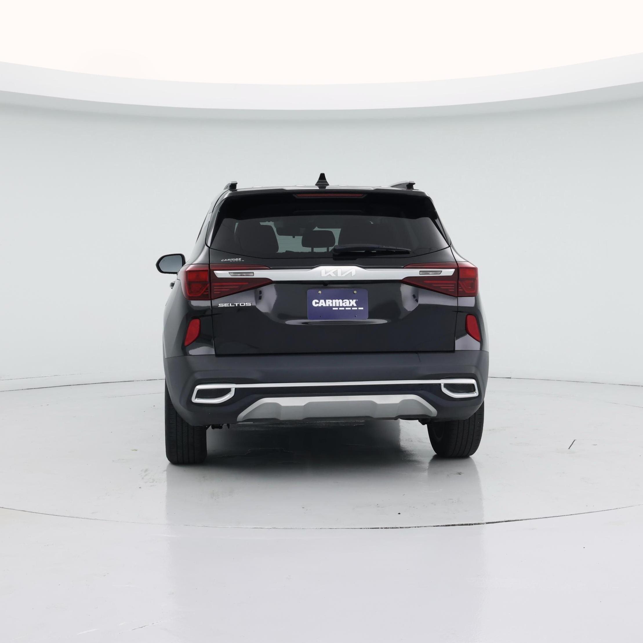 Thumbnail: 2023 Kia Seltos - 6