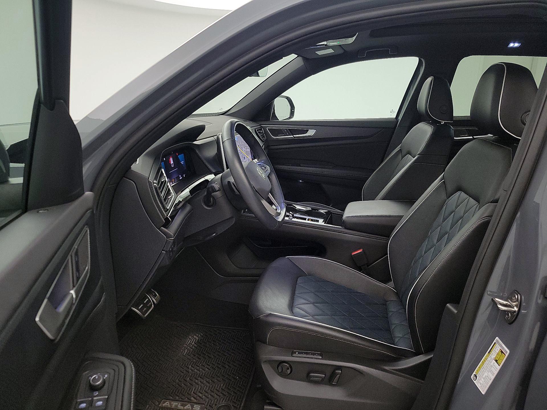 Thumbnail: 2024 Volkswagen Atlas - 11