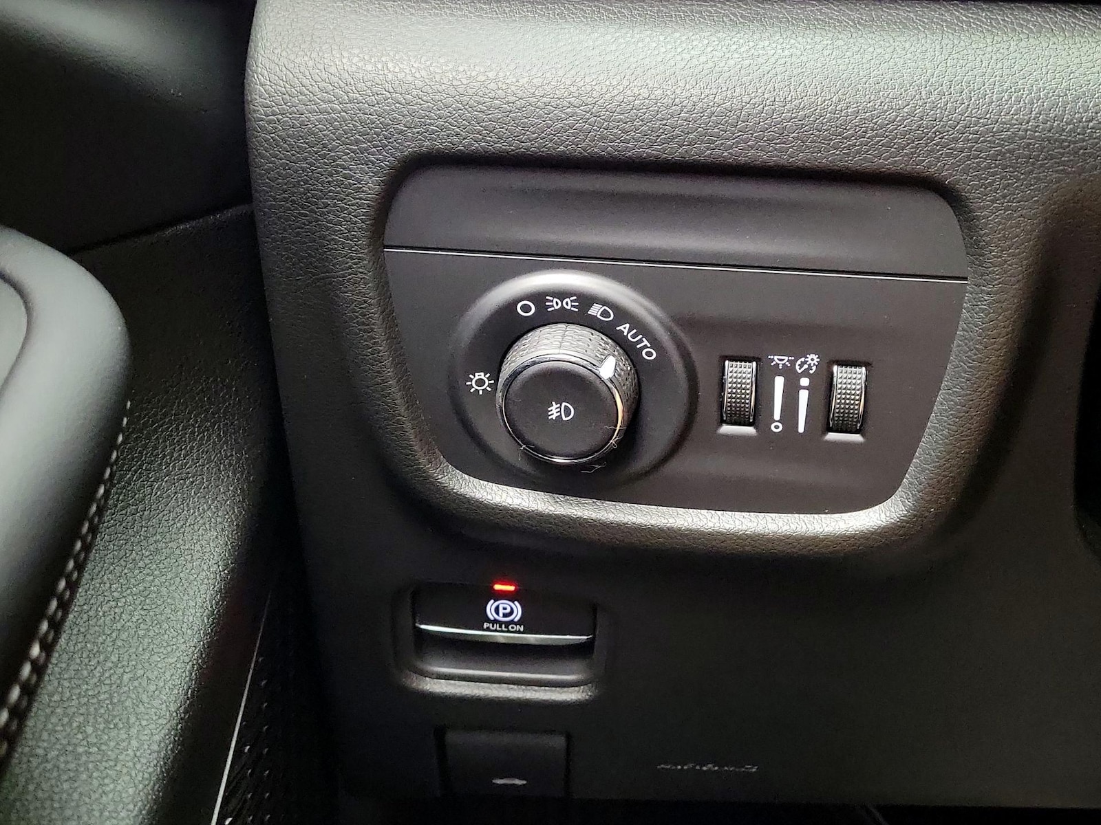 2025 Jeep Grand Cherokee Limited - Photo 14