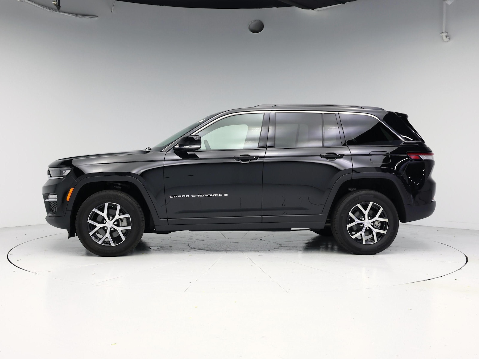 2025 Jeep Grand Cherokee Limited - Photo 4