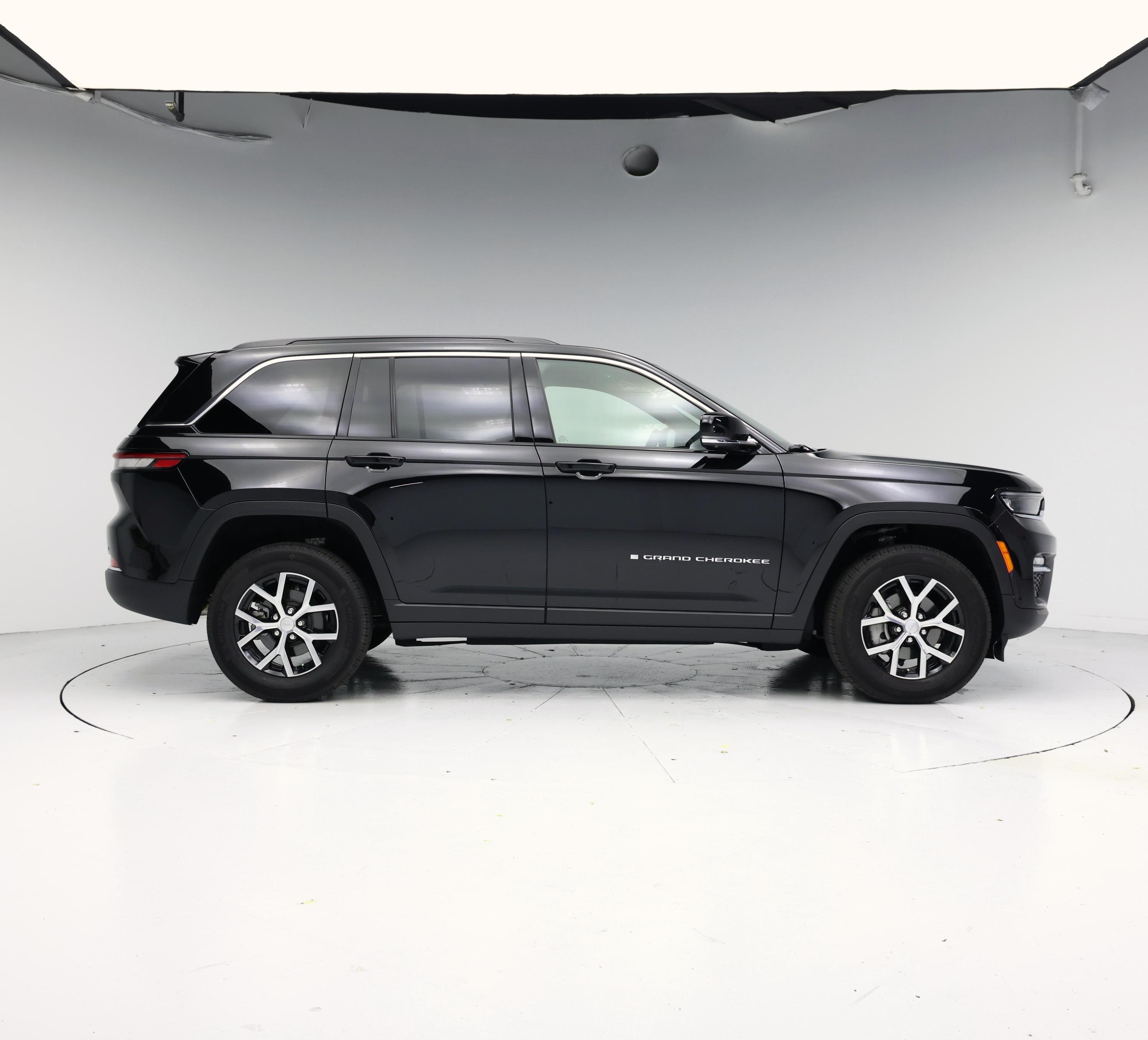 Thumbnail: 2025 Jeep Grand Cherokee - 7