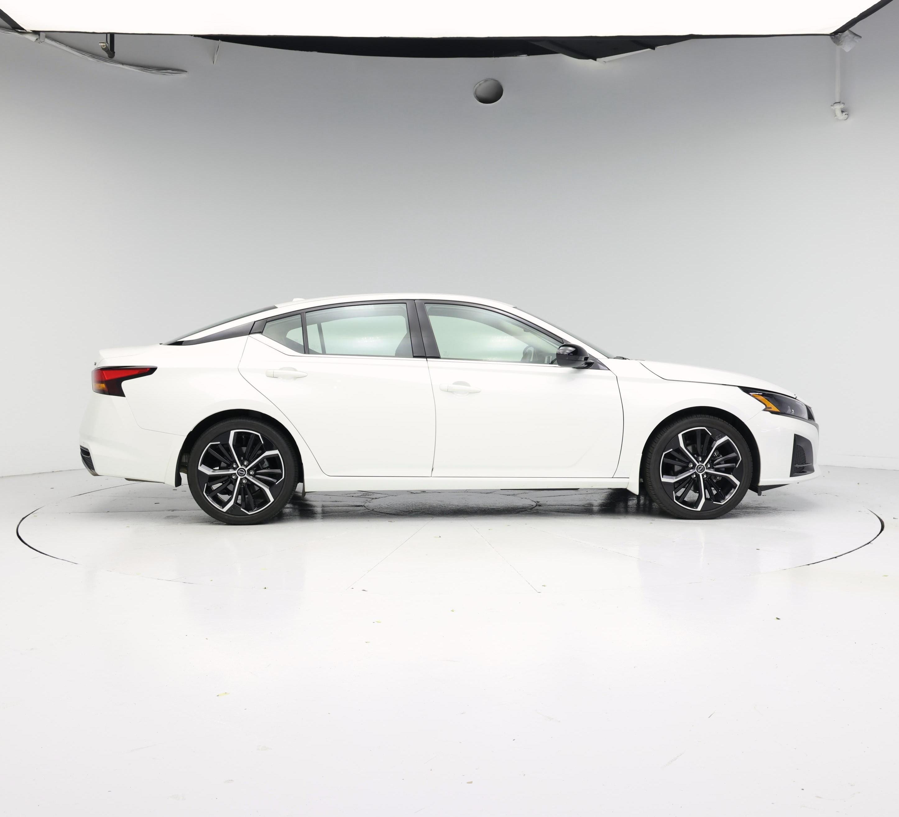 Thumbnail: 2024 Nissan Altima - 7