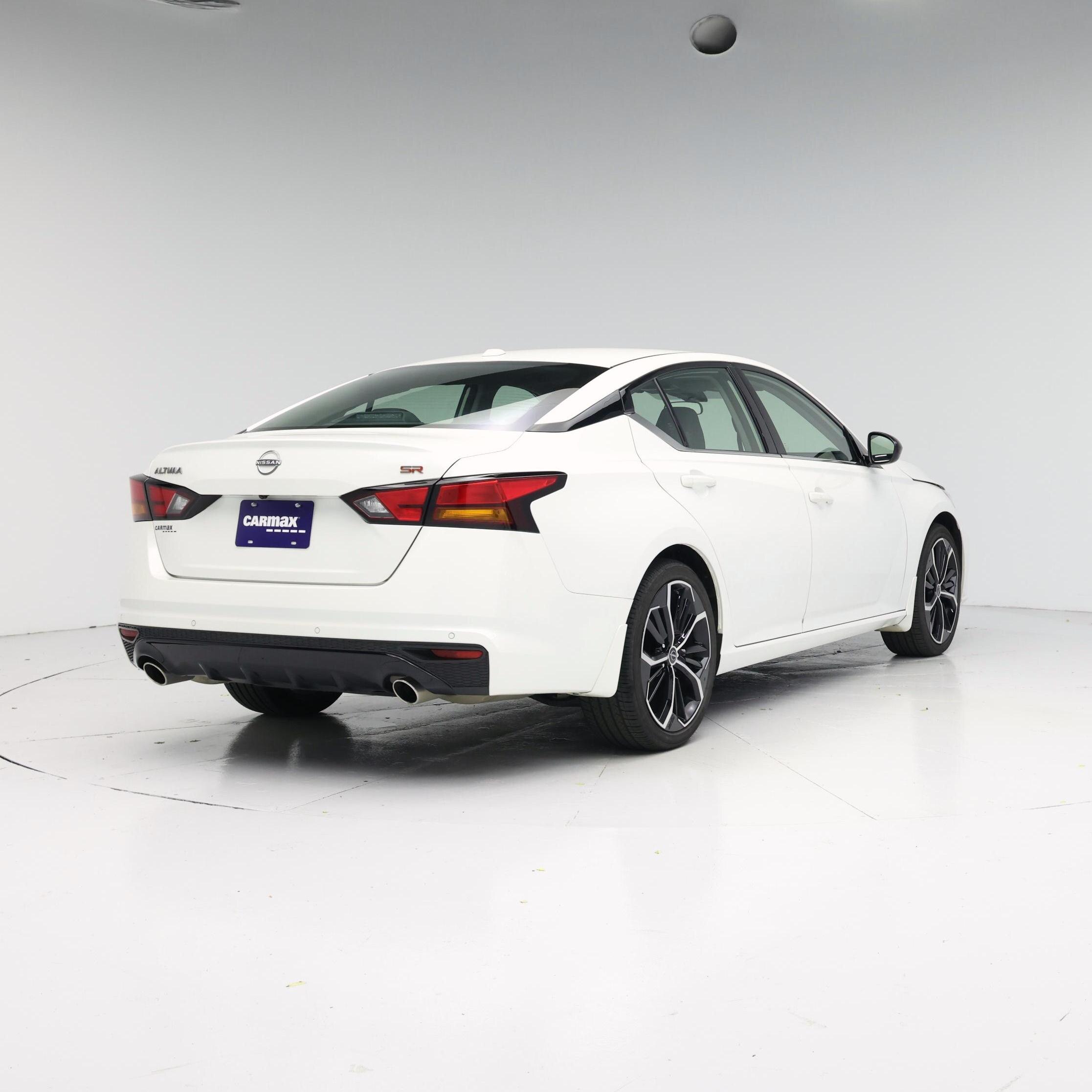Thumbnail: 2024 Nissan Altima - 8