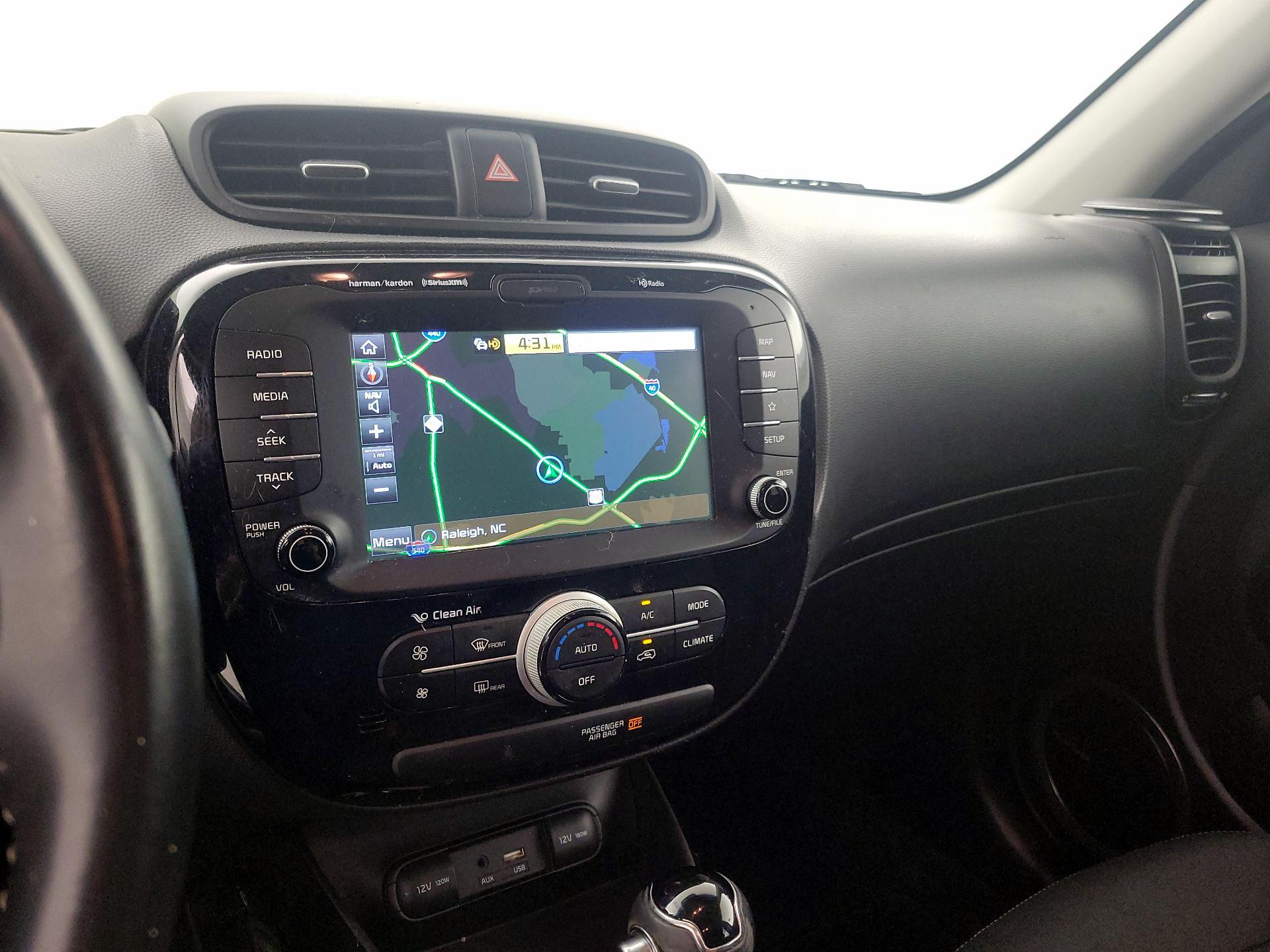 Thumbnail: 2019 Kia Soul - 14