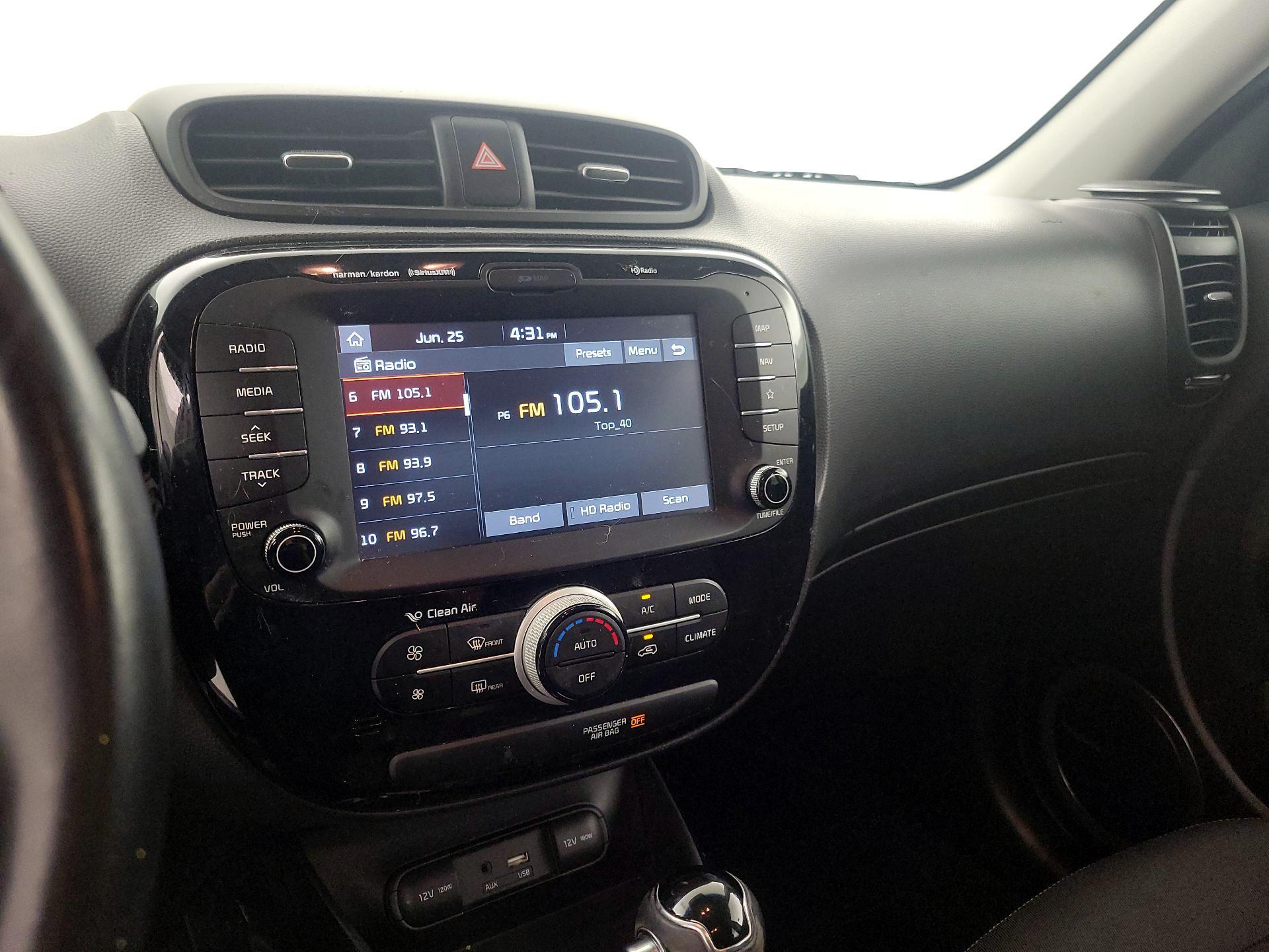 Thumbnail: 2019 Kia Soul - 16