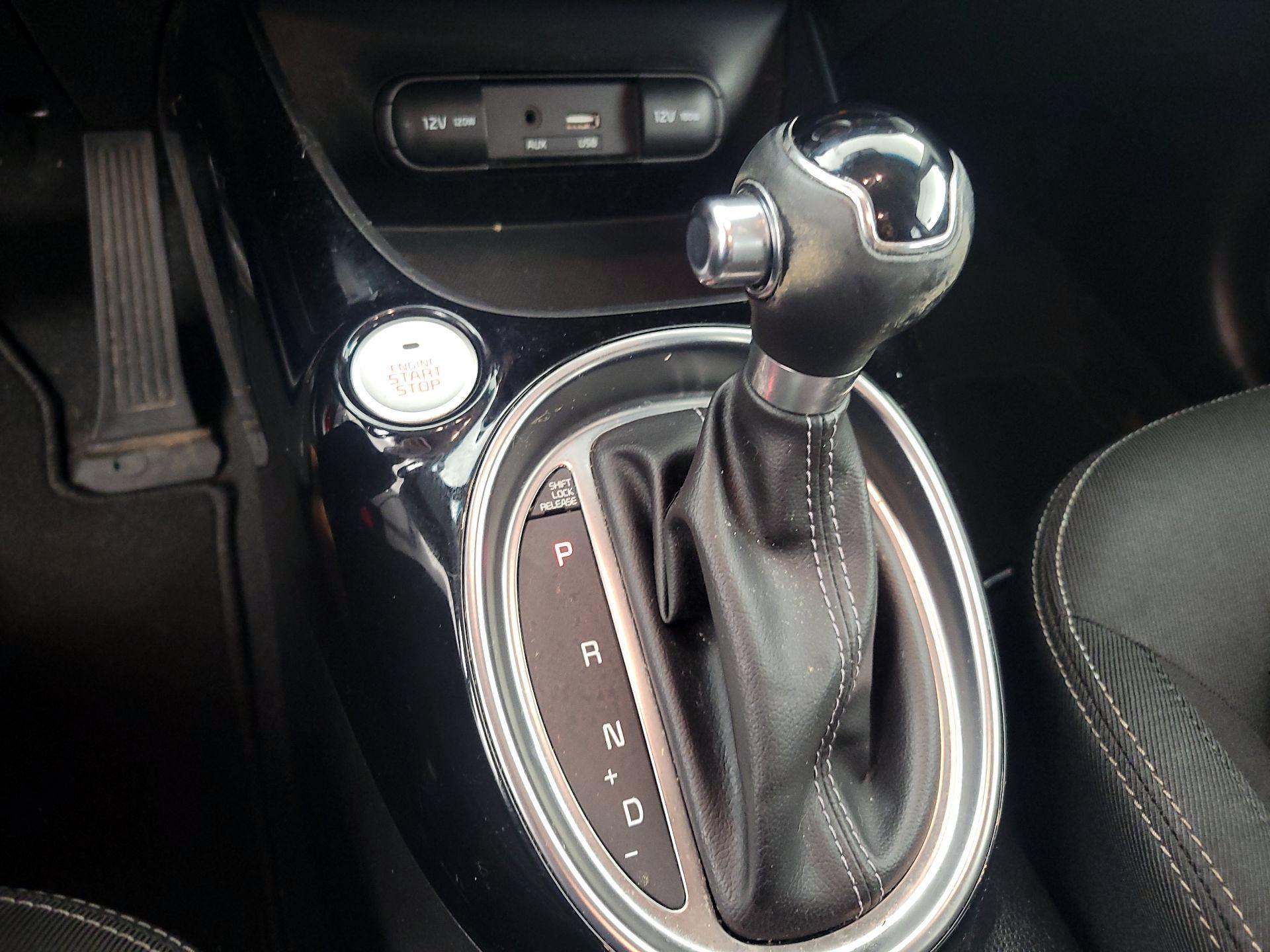 Thumbnail: 2019 Kia Soul - 18