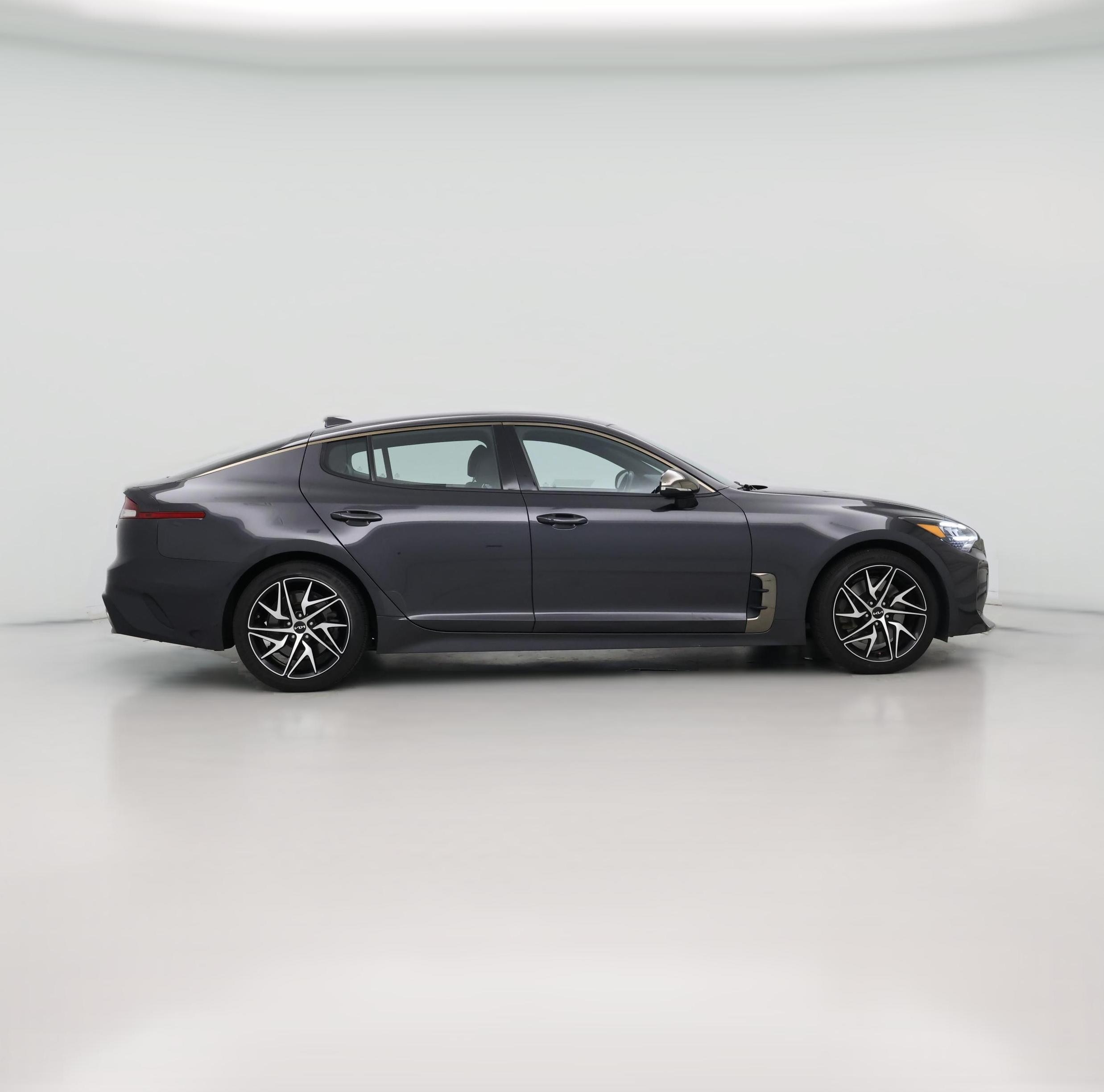 Thumbnail: 2022 Kia Stinger - 1