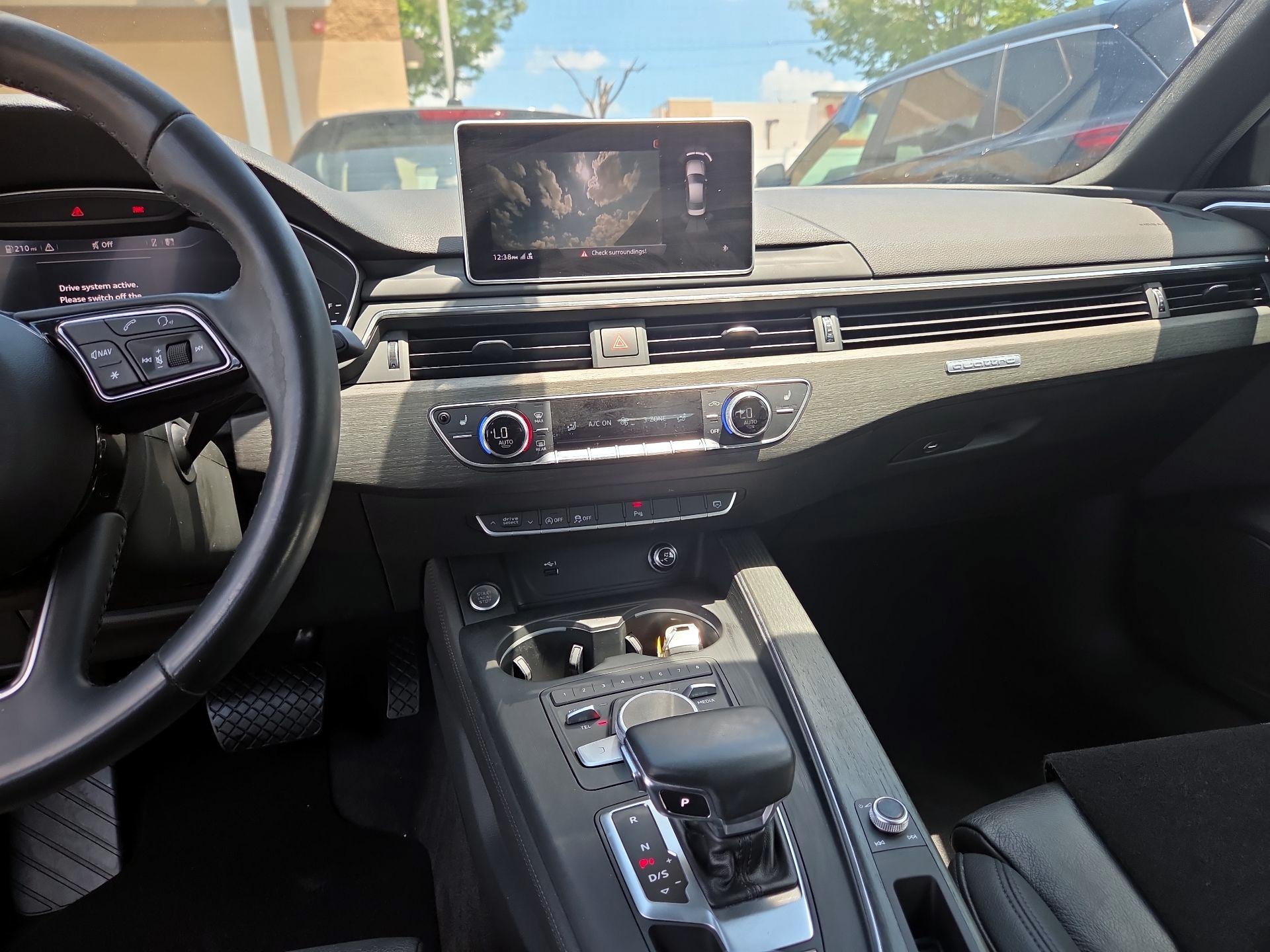 Thumbnail: 2019 Audi A4 - 9