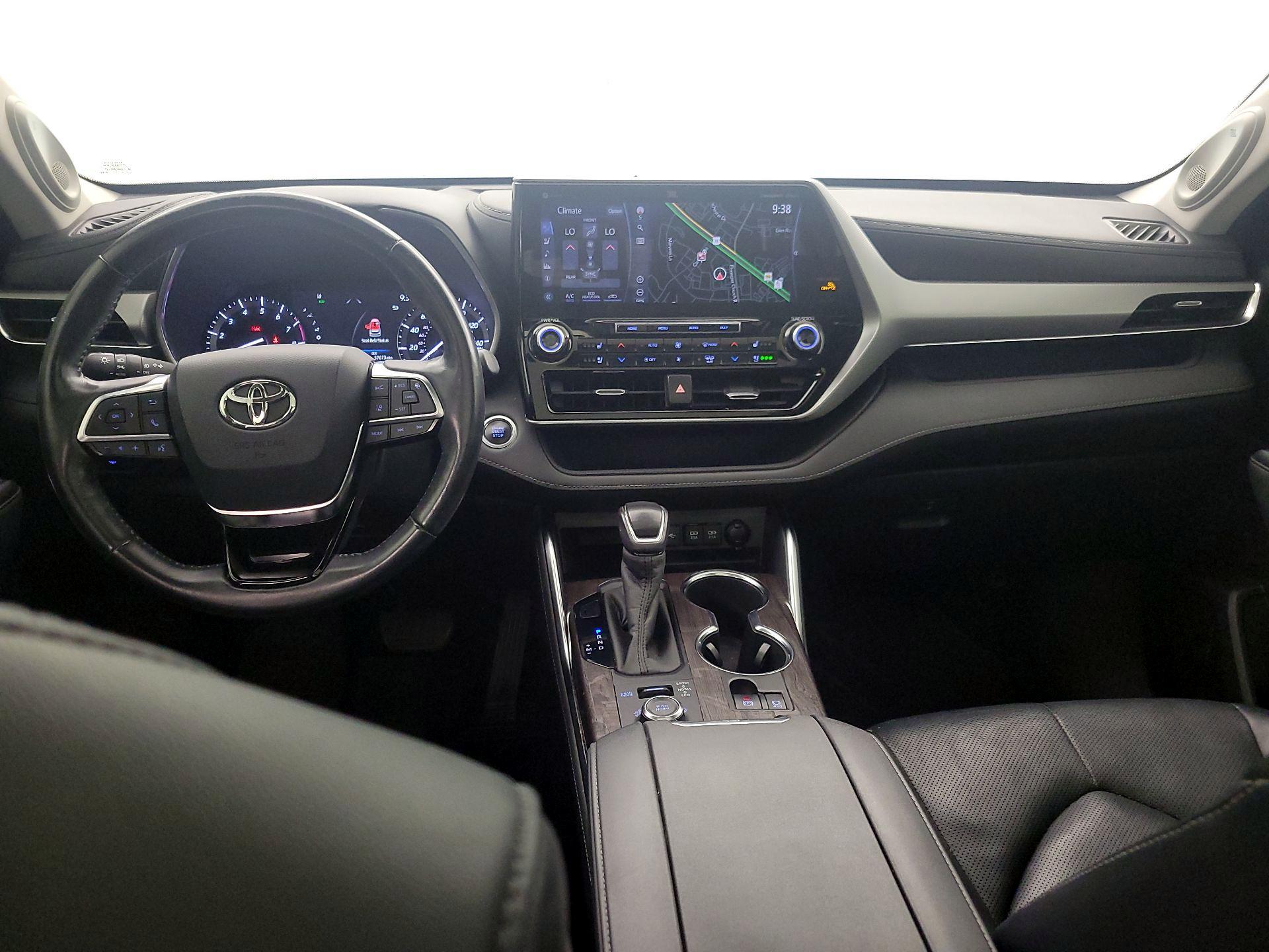 Thumbnail: 2020 Toyota Highlander - 9