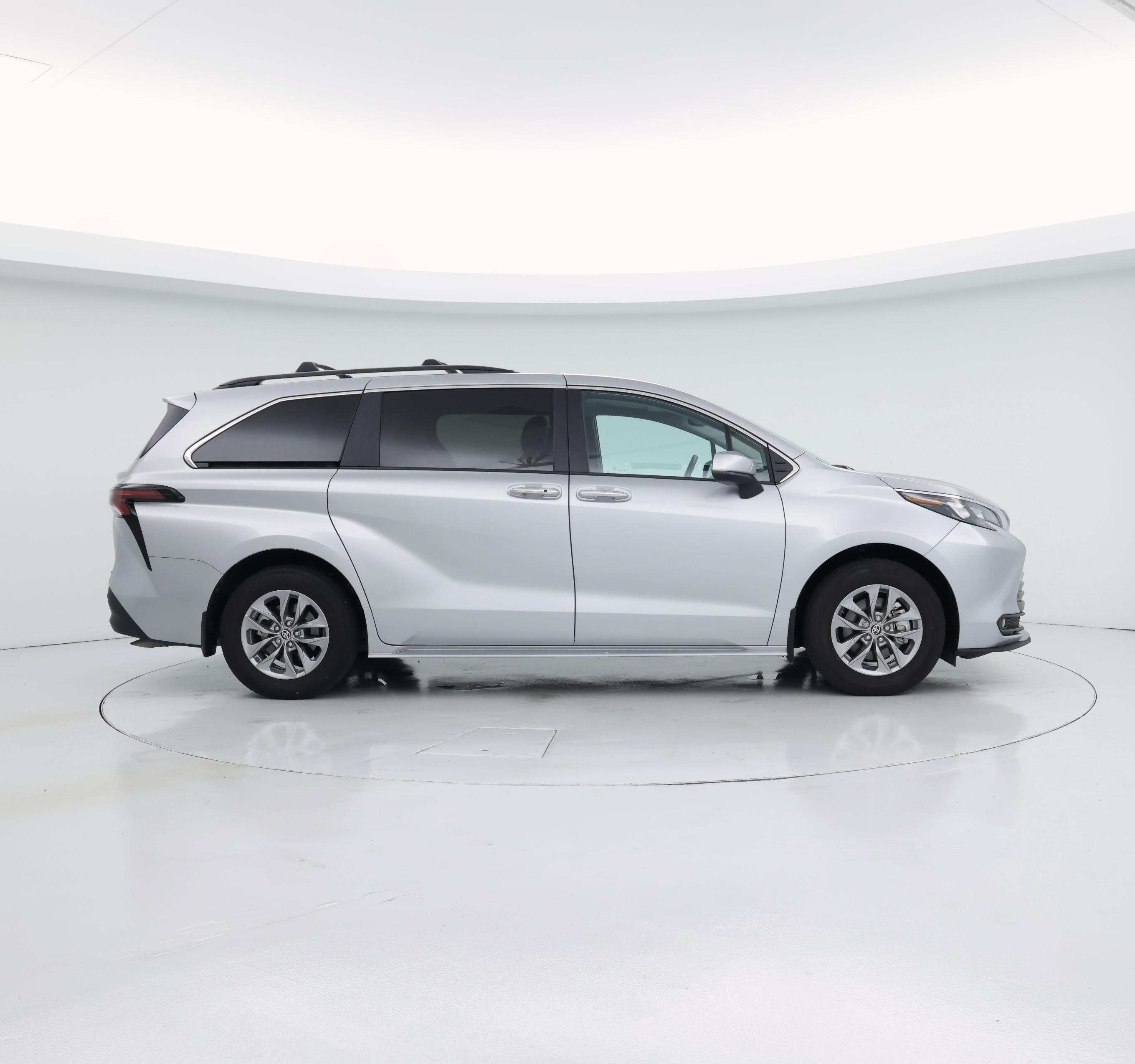 Thumbnail: 2025 Toyota Sienna - 7
