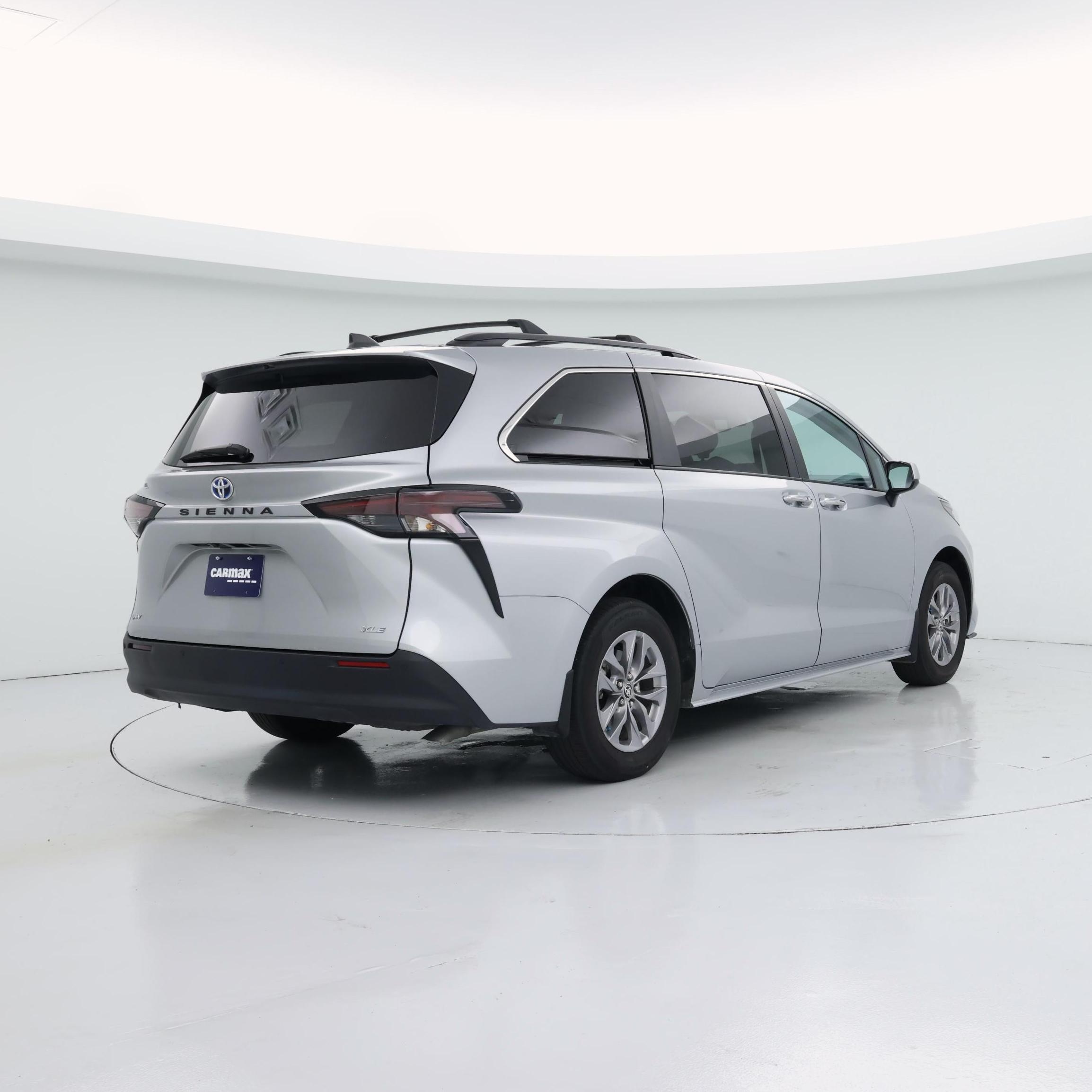 Thumbnail: 2025 Toyota Sienna - 8