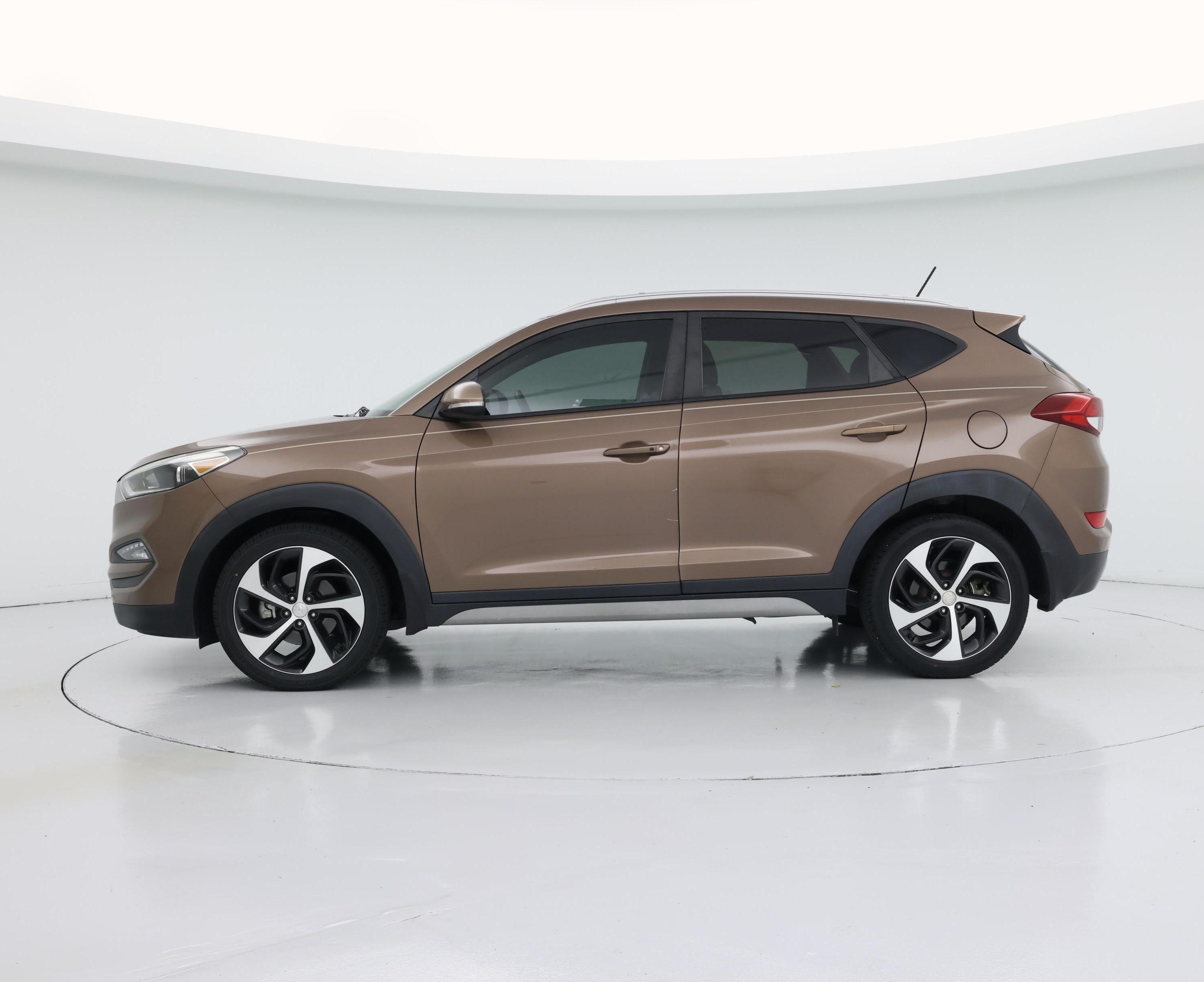 Thumbnail: 2017 Hyundai Tucson - 3