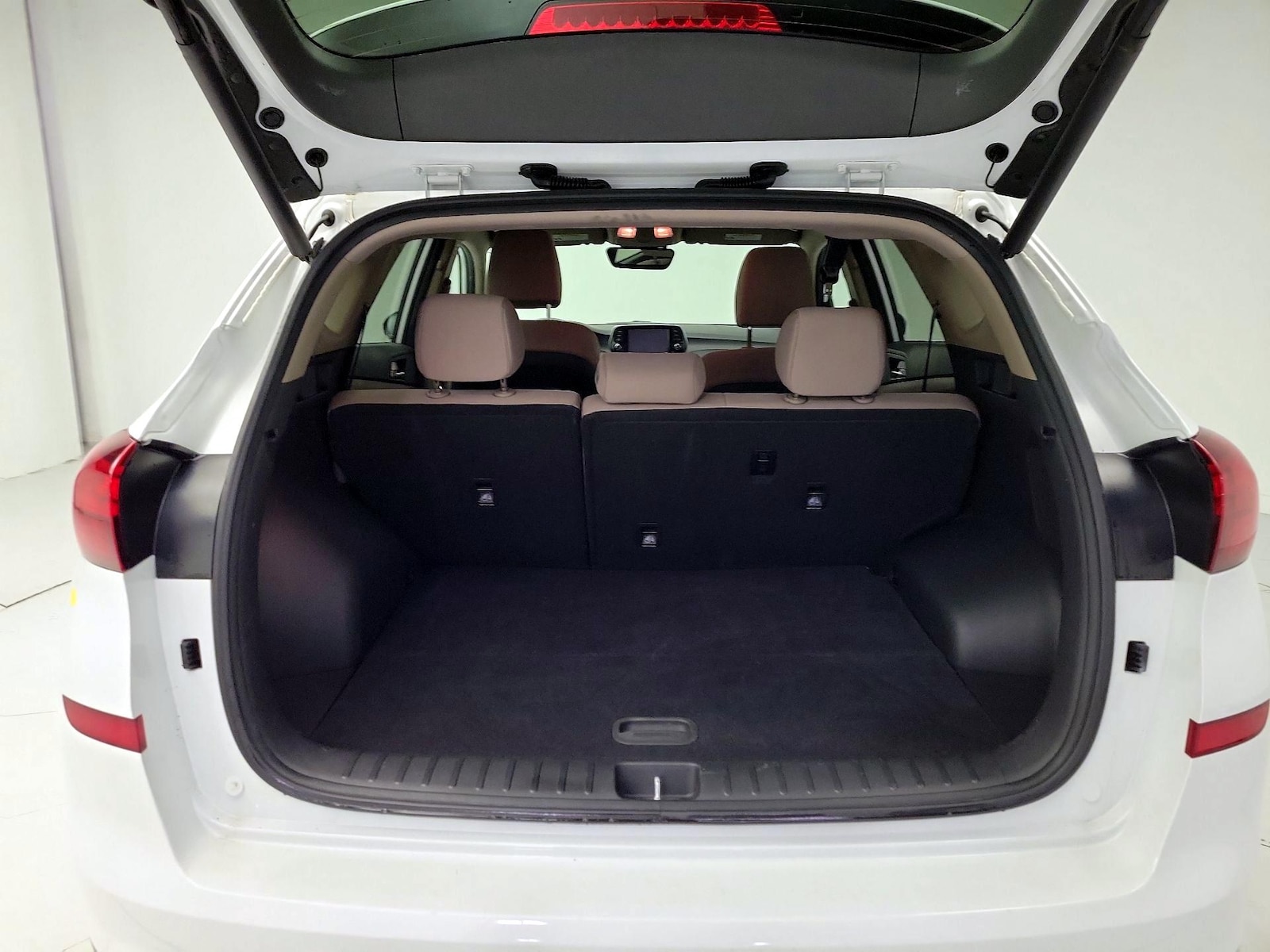 2021 Hyundai Tucson Sport - Photo 21