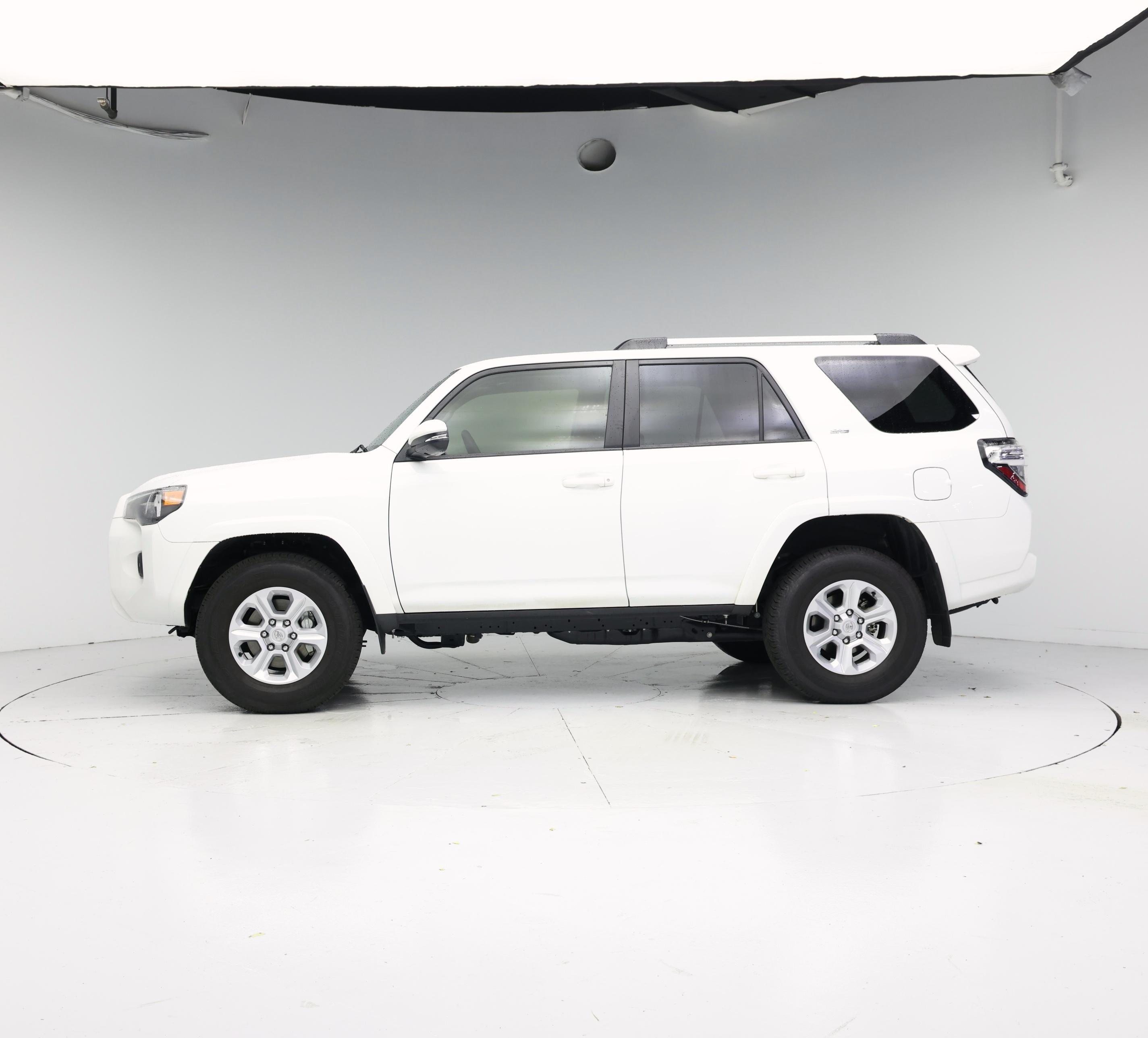 Thumbnail: 2024 Toyota 4Runner - 3