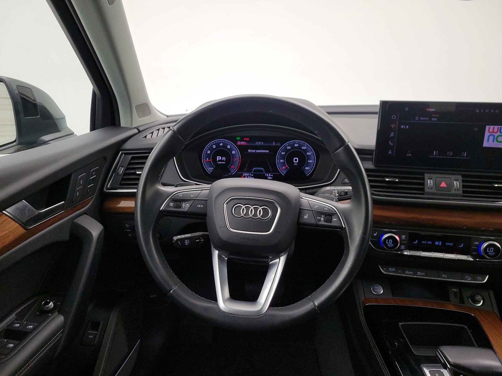 Thumbnail: 2023 Audi Q5 - 10