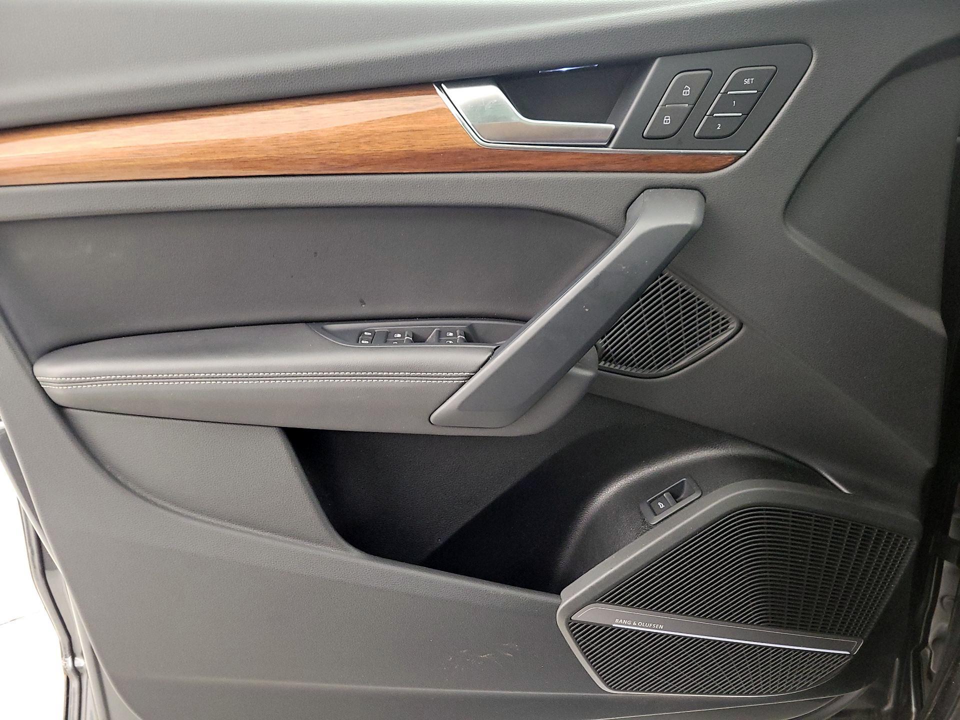 Thumbnail: 2023 Audi Q5 - 12