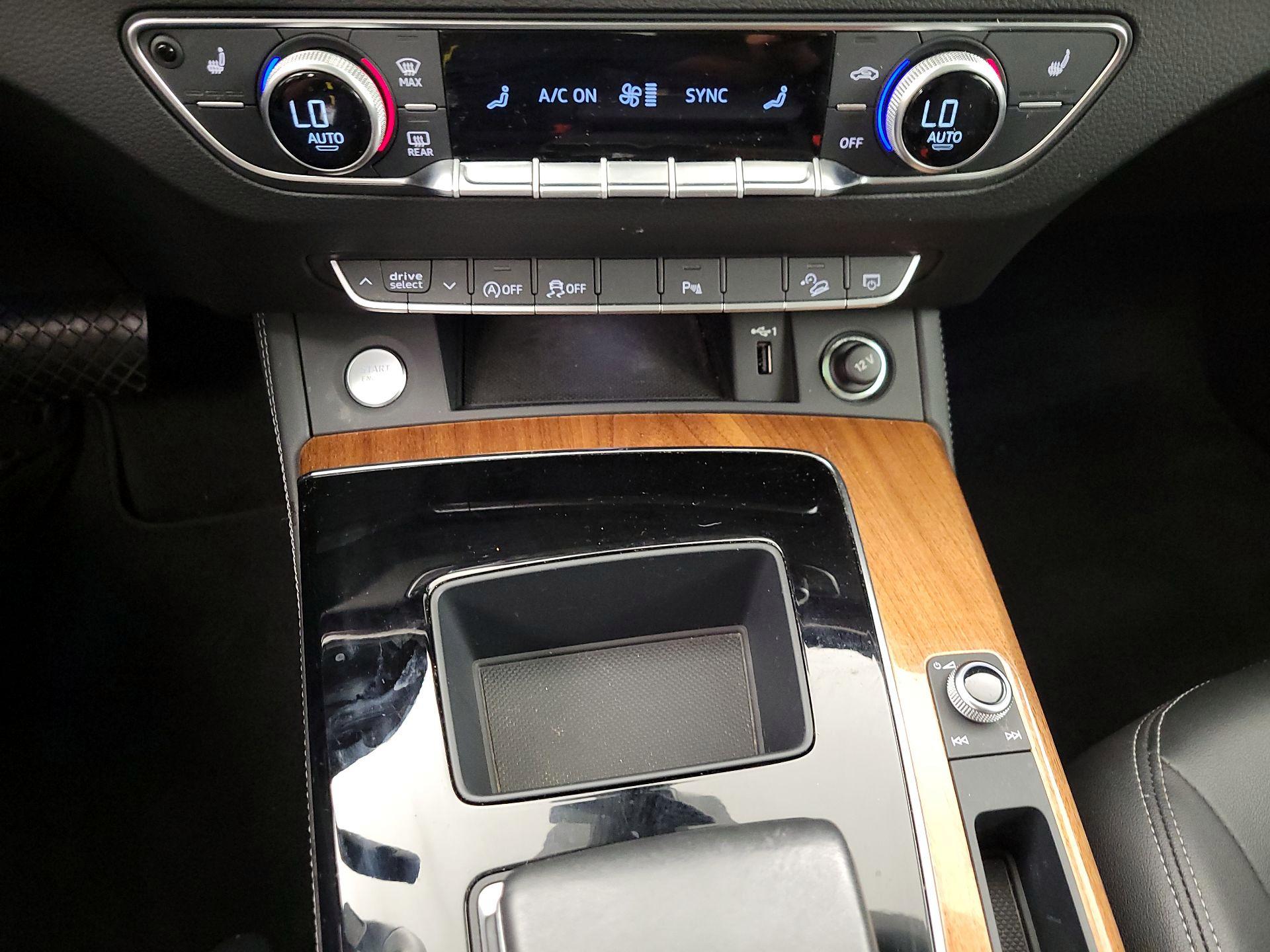 Thumbnail: 2023 Audi Q5 - 16